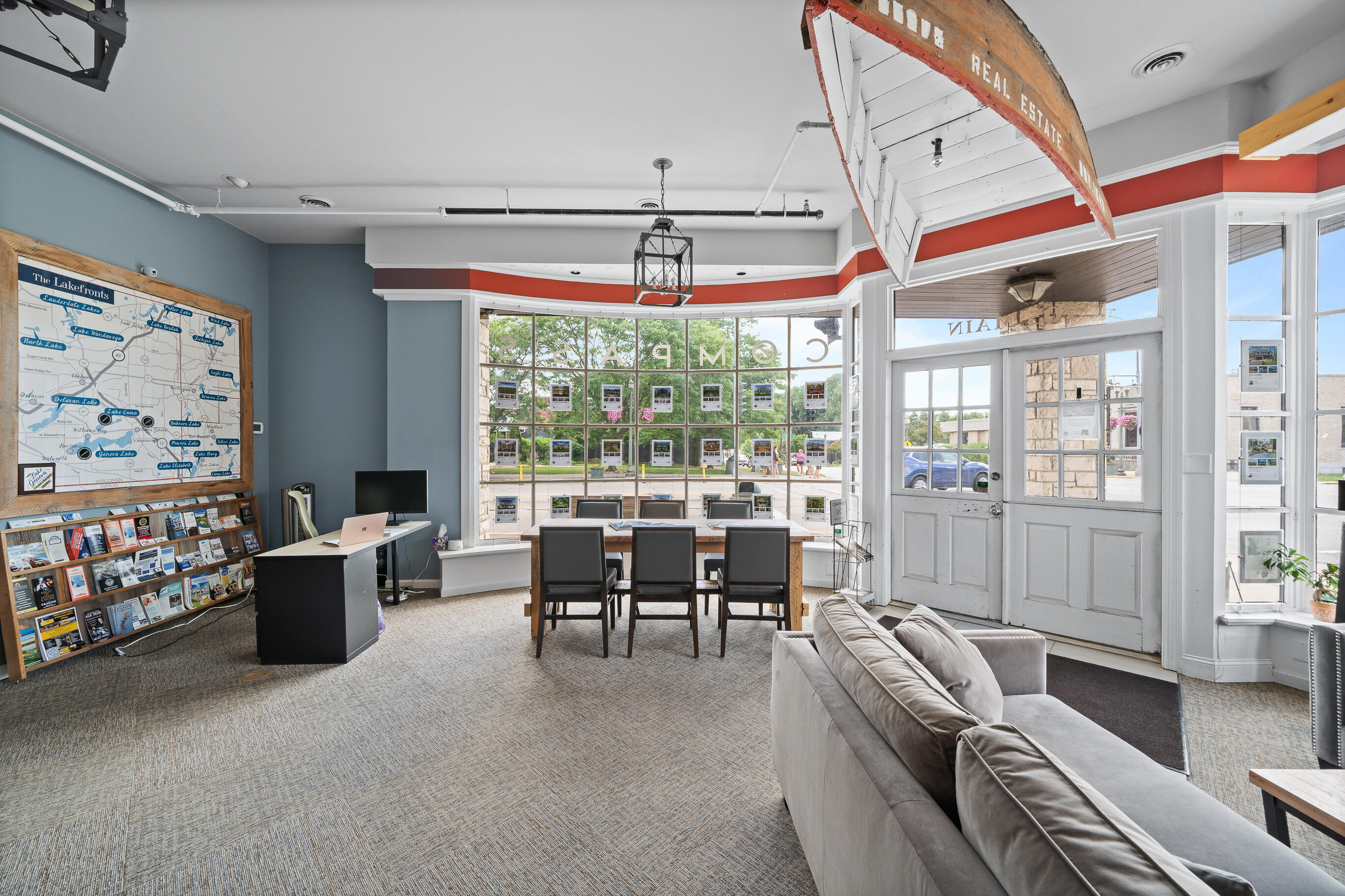 703 W Main St