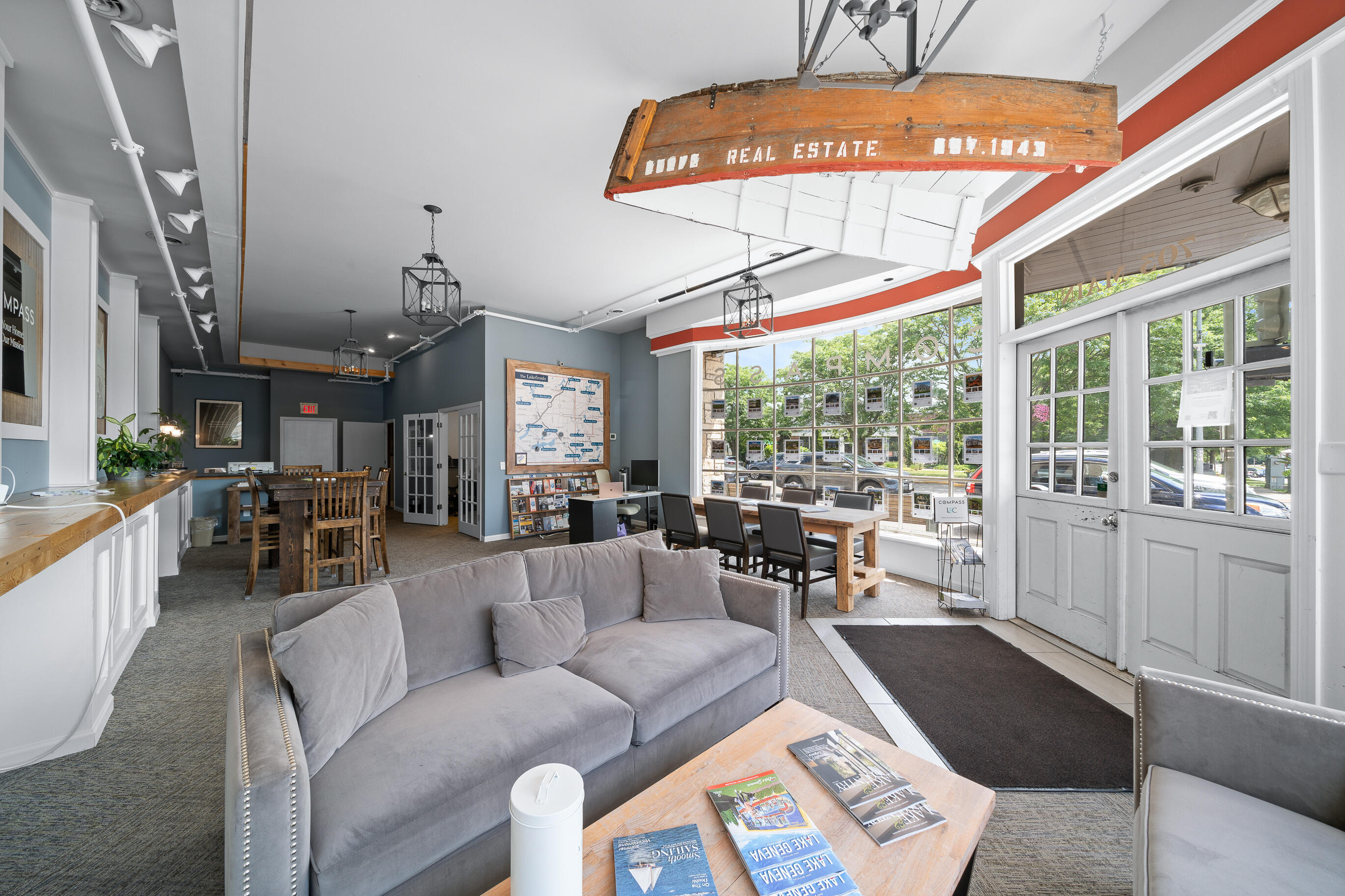 703/707 W Main St