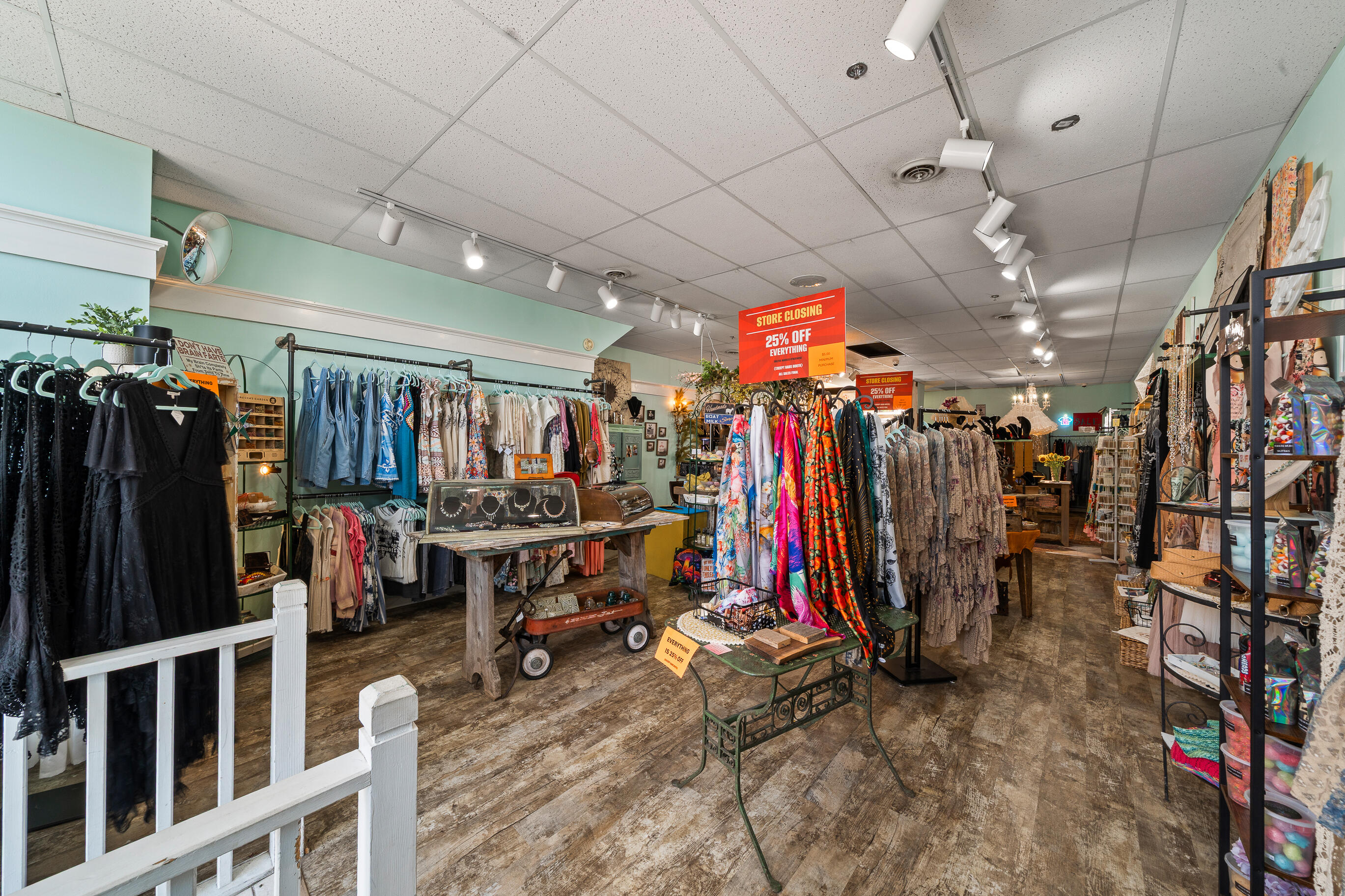 707 W Main St