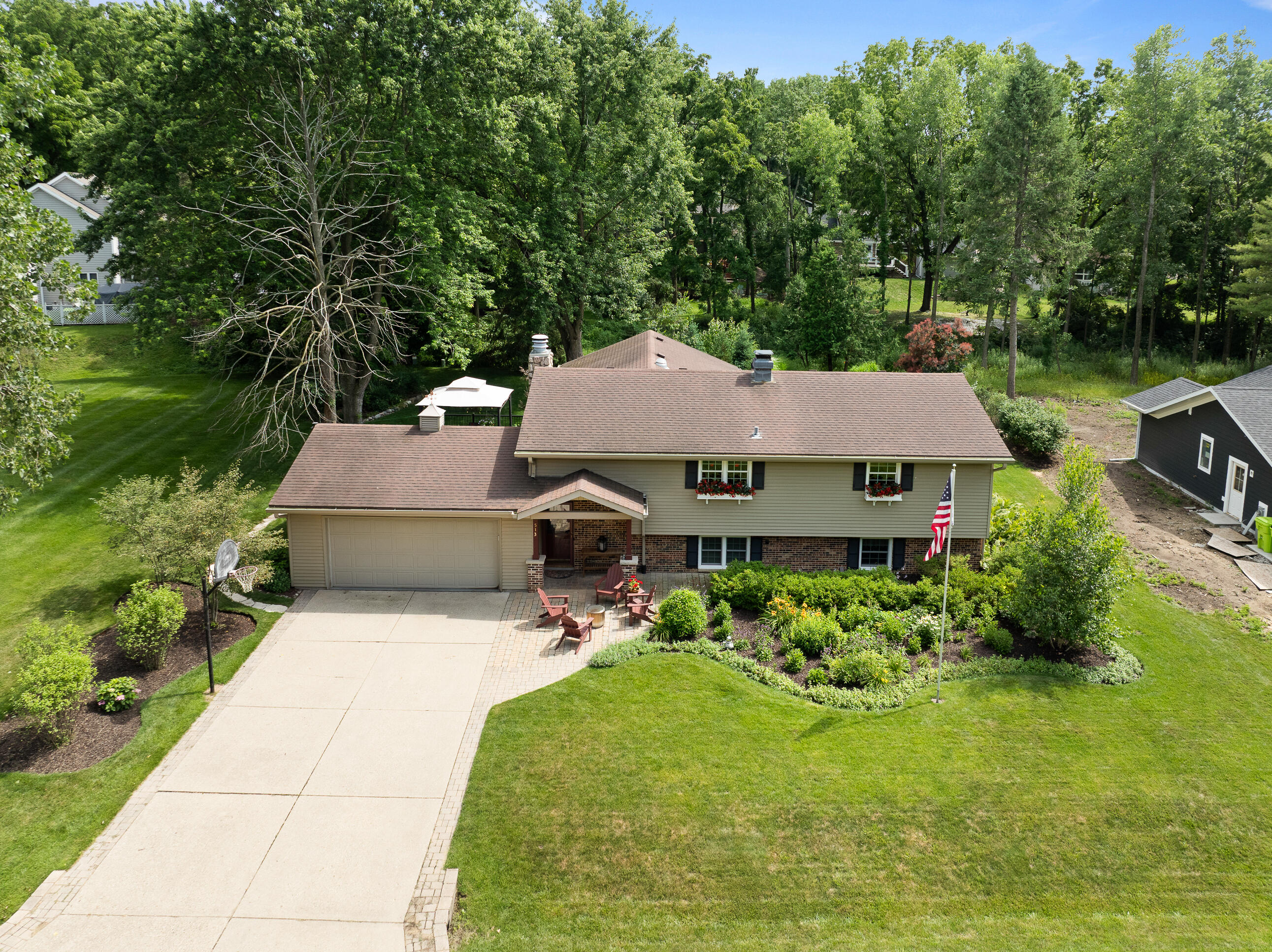 513 Wiswell Dr