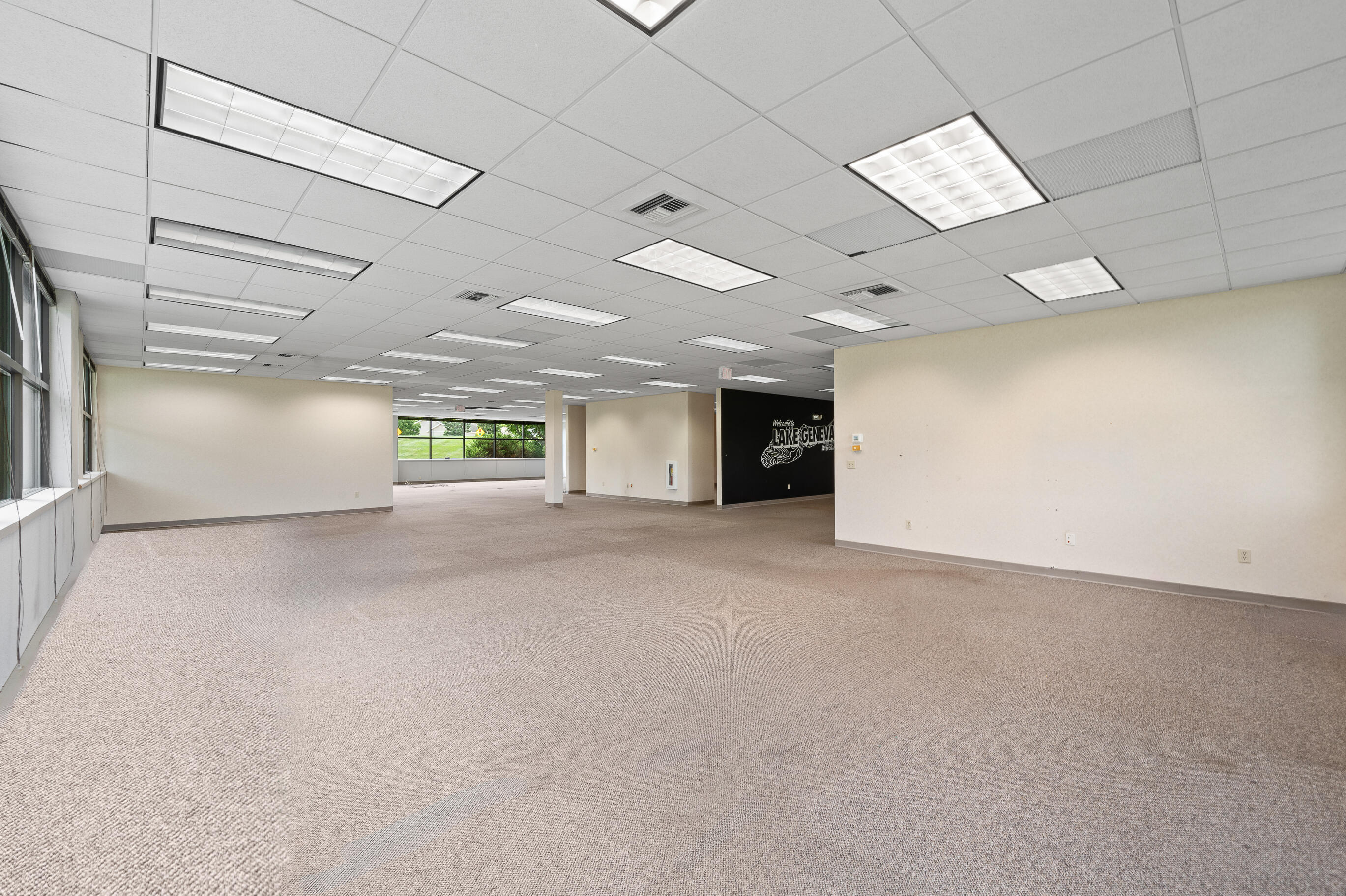 751 Geneva Pkwy N