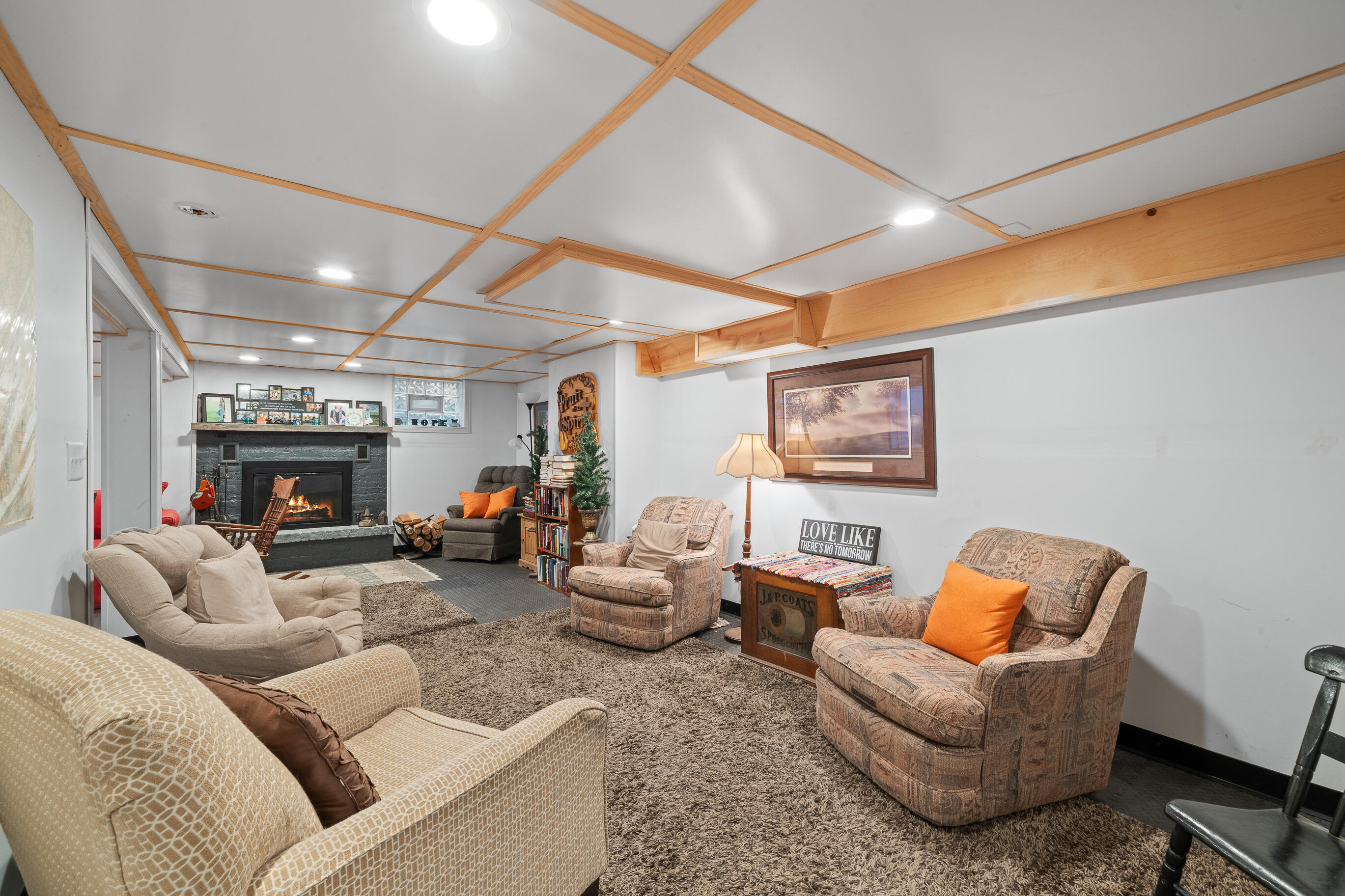 2211 Sheridan Springs Rd