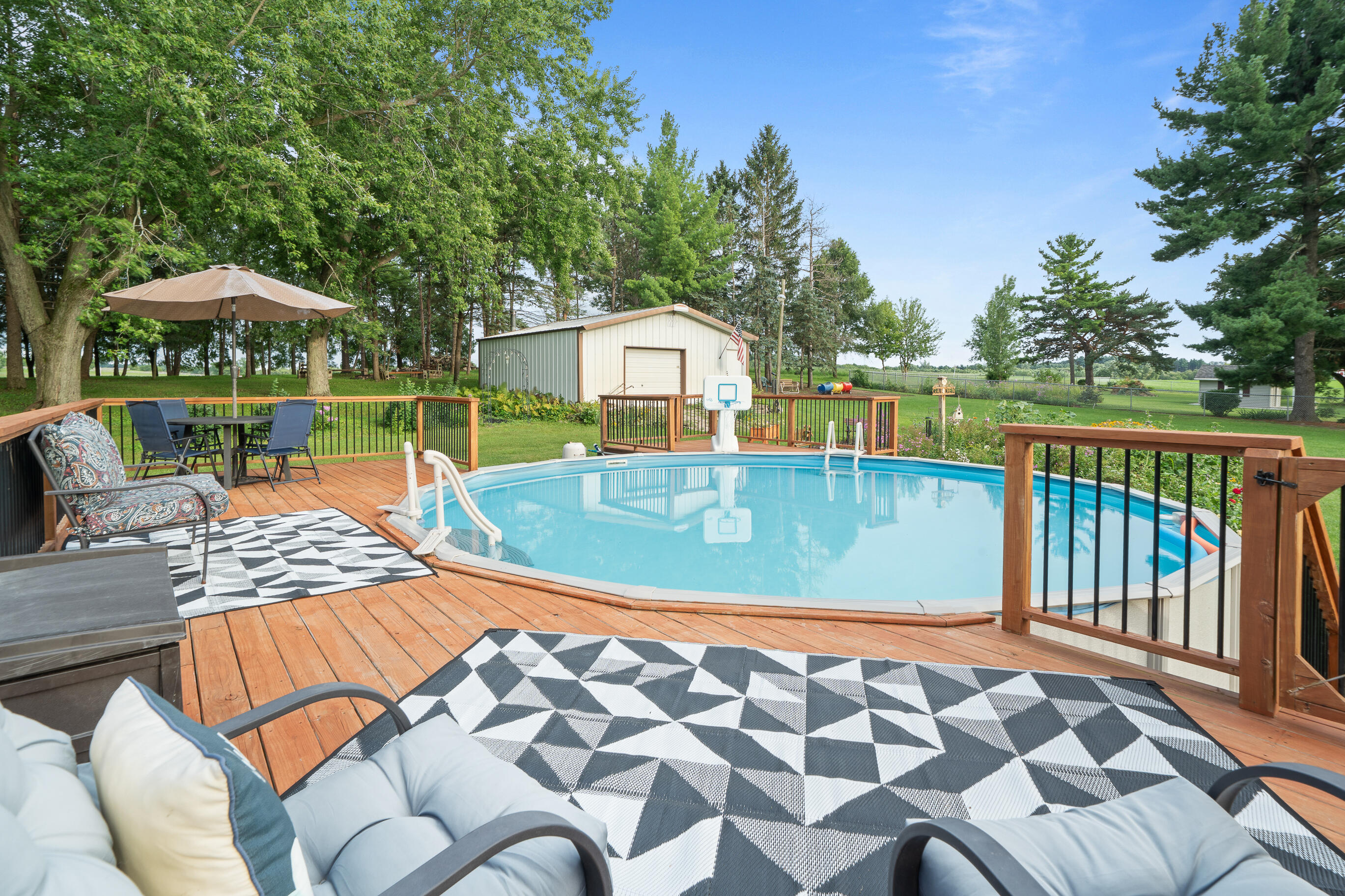 2211 Sheridan Springs Rd