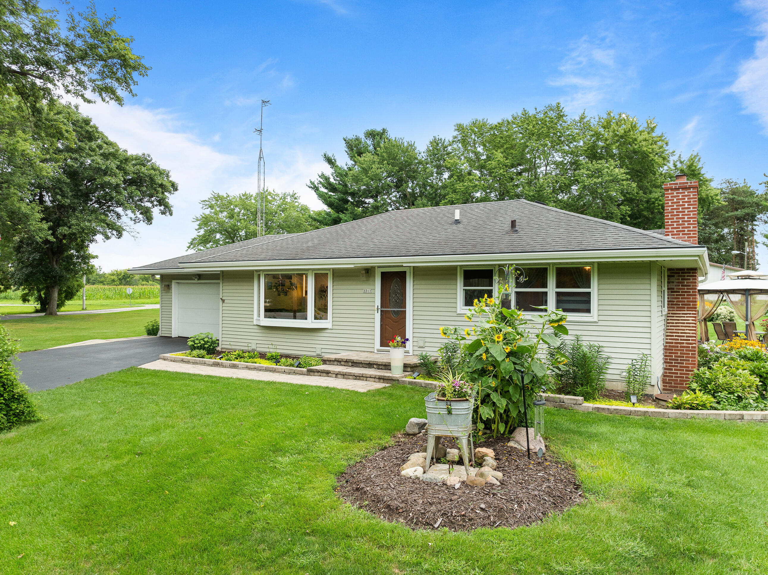 2211 Sheridan Springs Rd