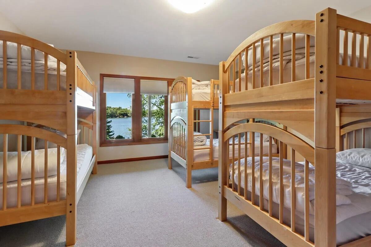 N7487 E Lakeshore Dr