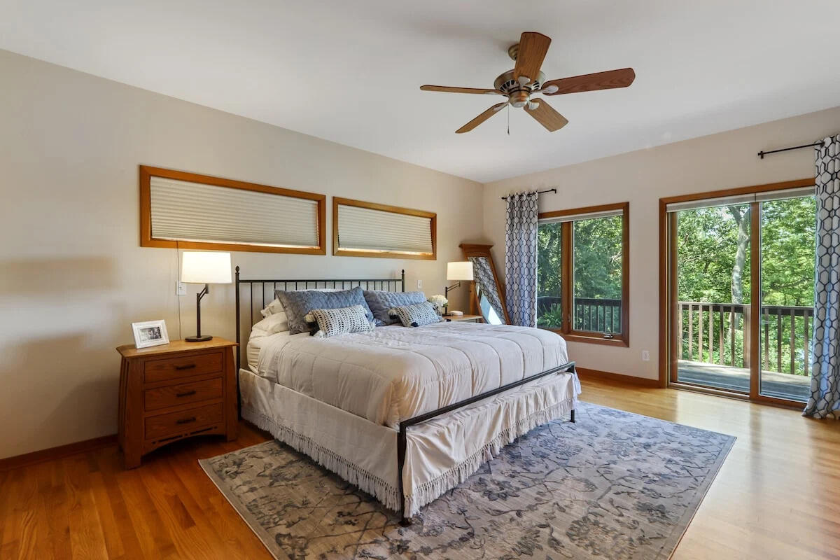 N7487 E Lakeshore Dr