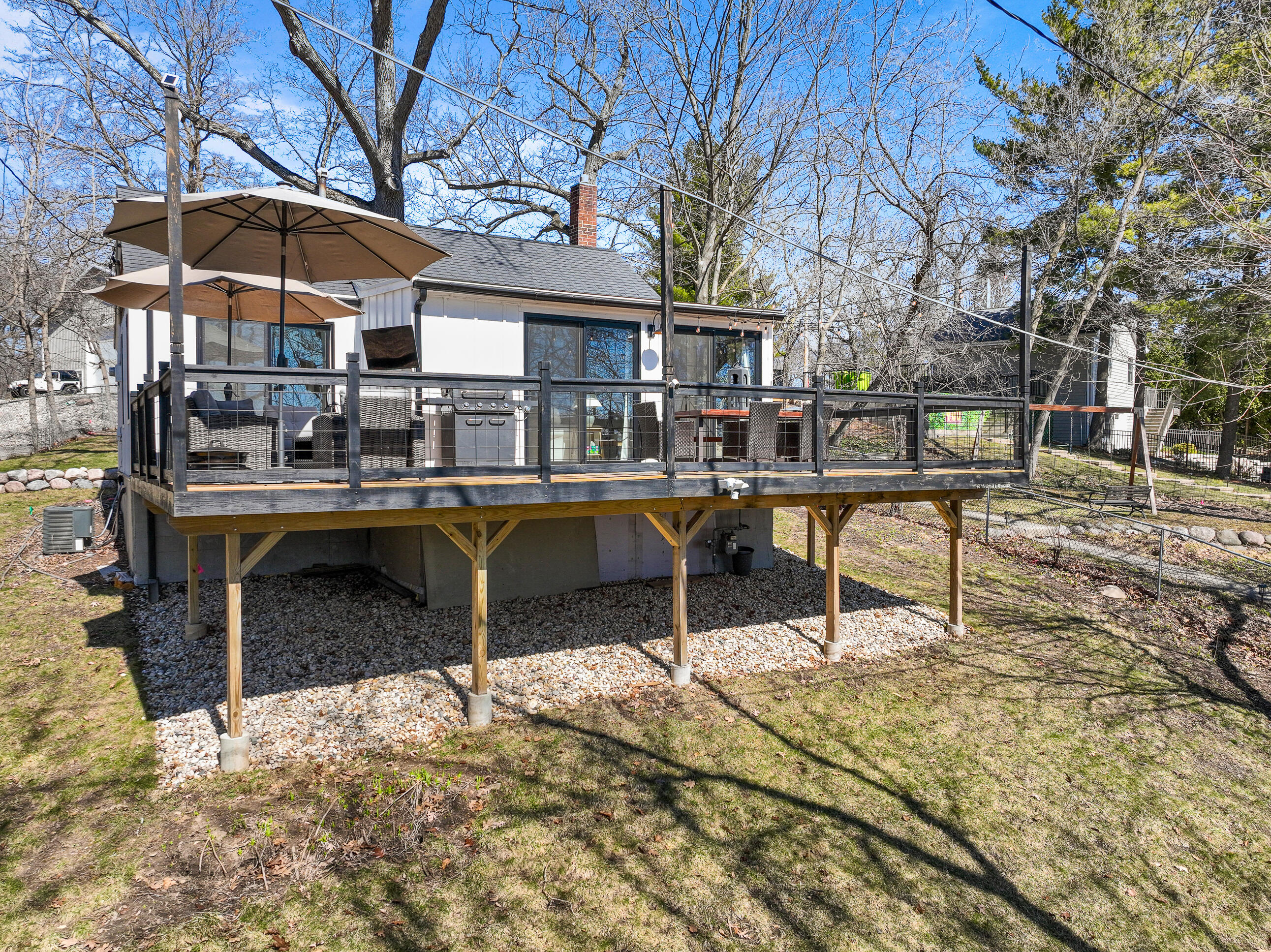 2804 Willow Point Dr