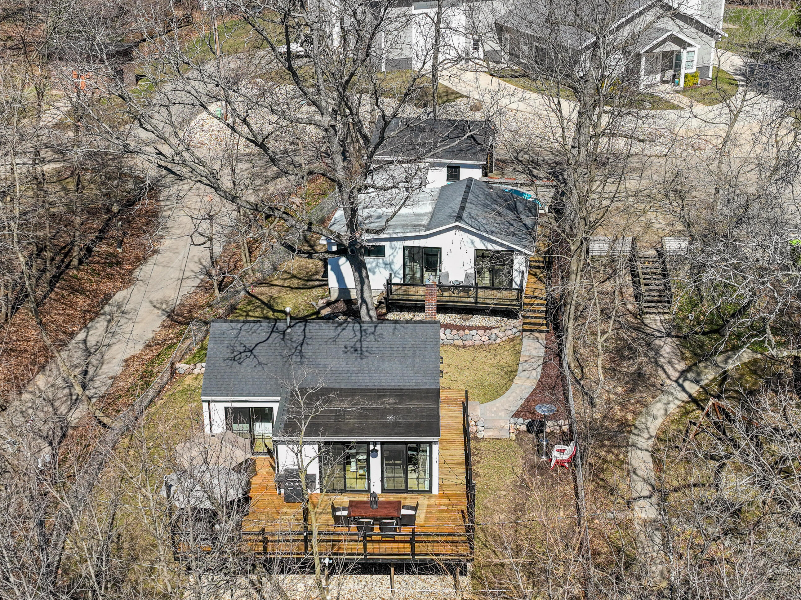 2804 Willow Point Dr