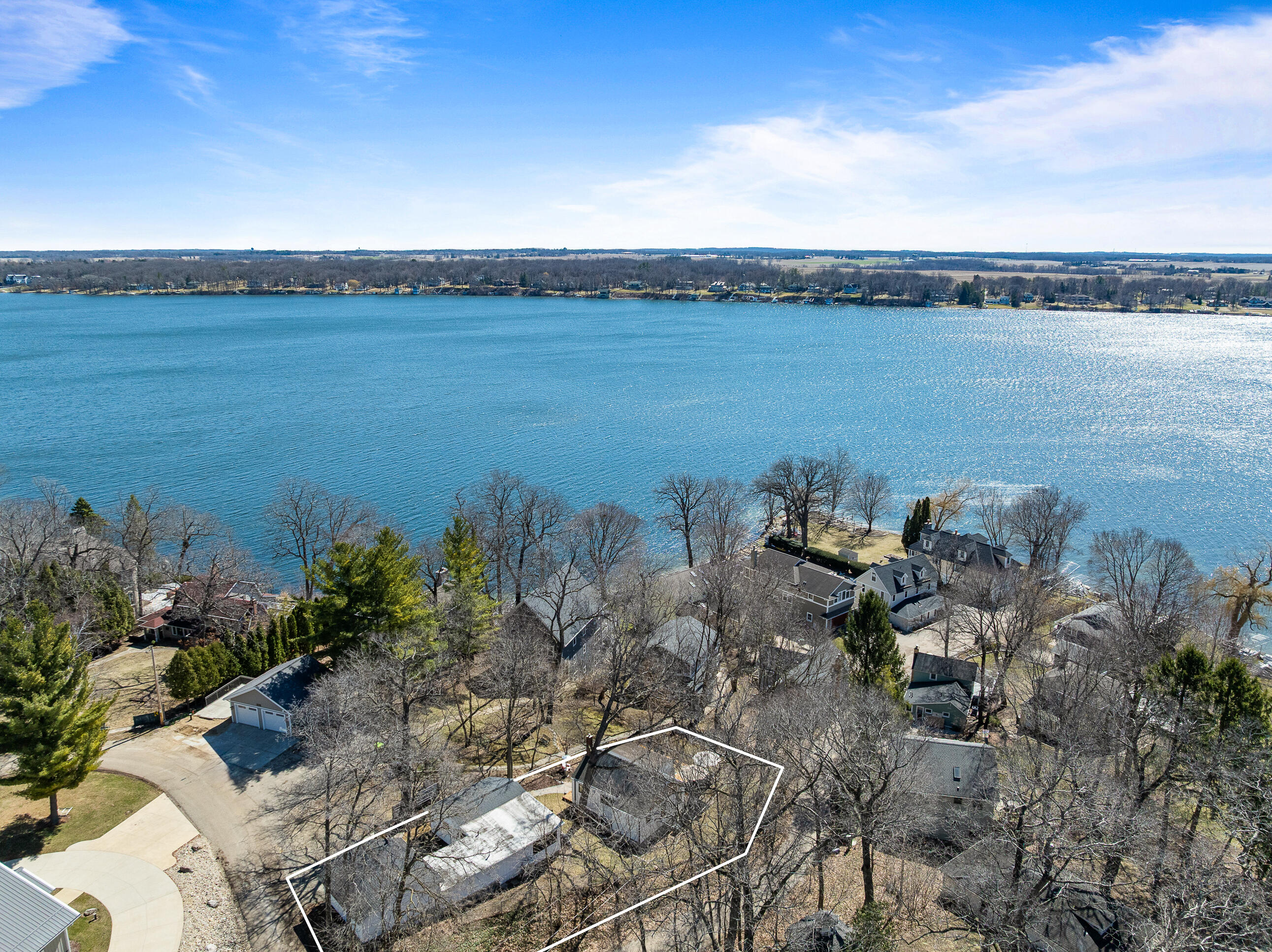 2804 Willow Point Dr