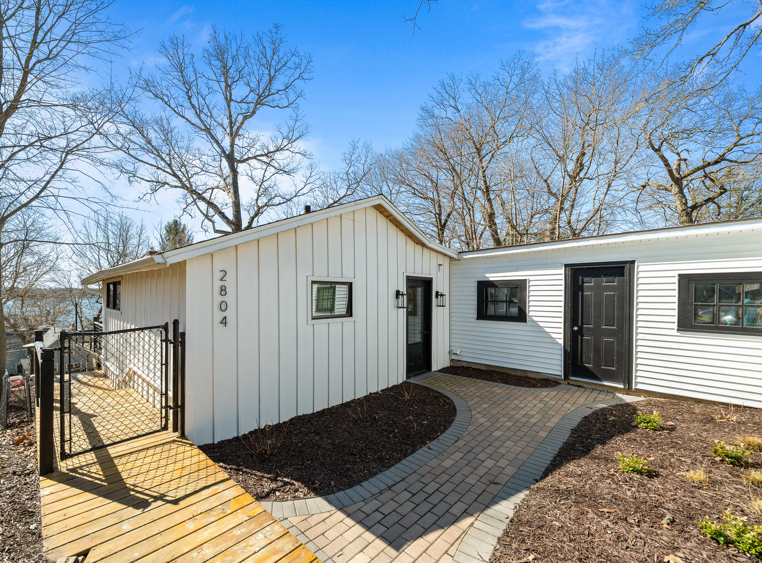 2804 Willow Point Dr