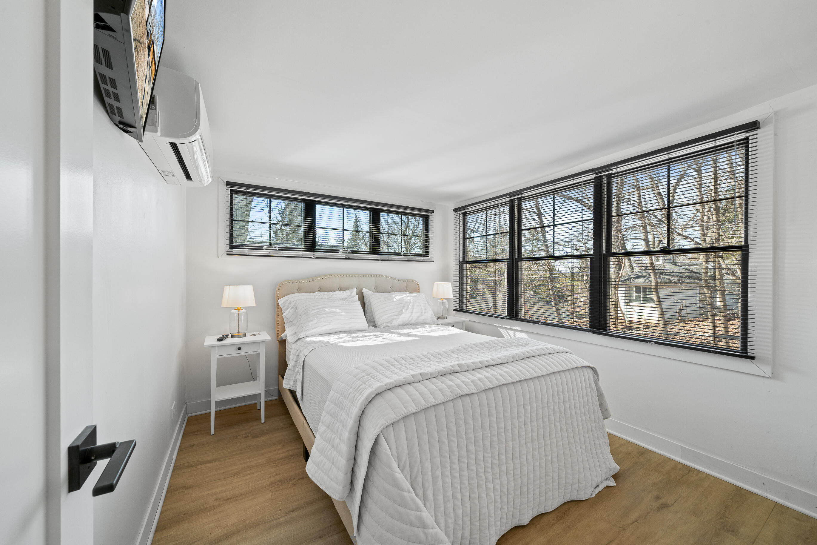 2804 Willow Point Dr