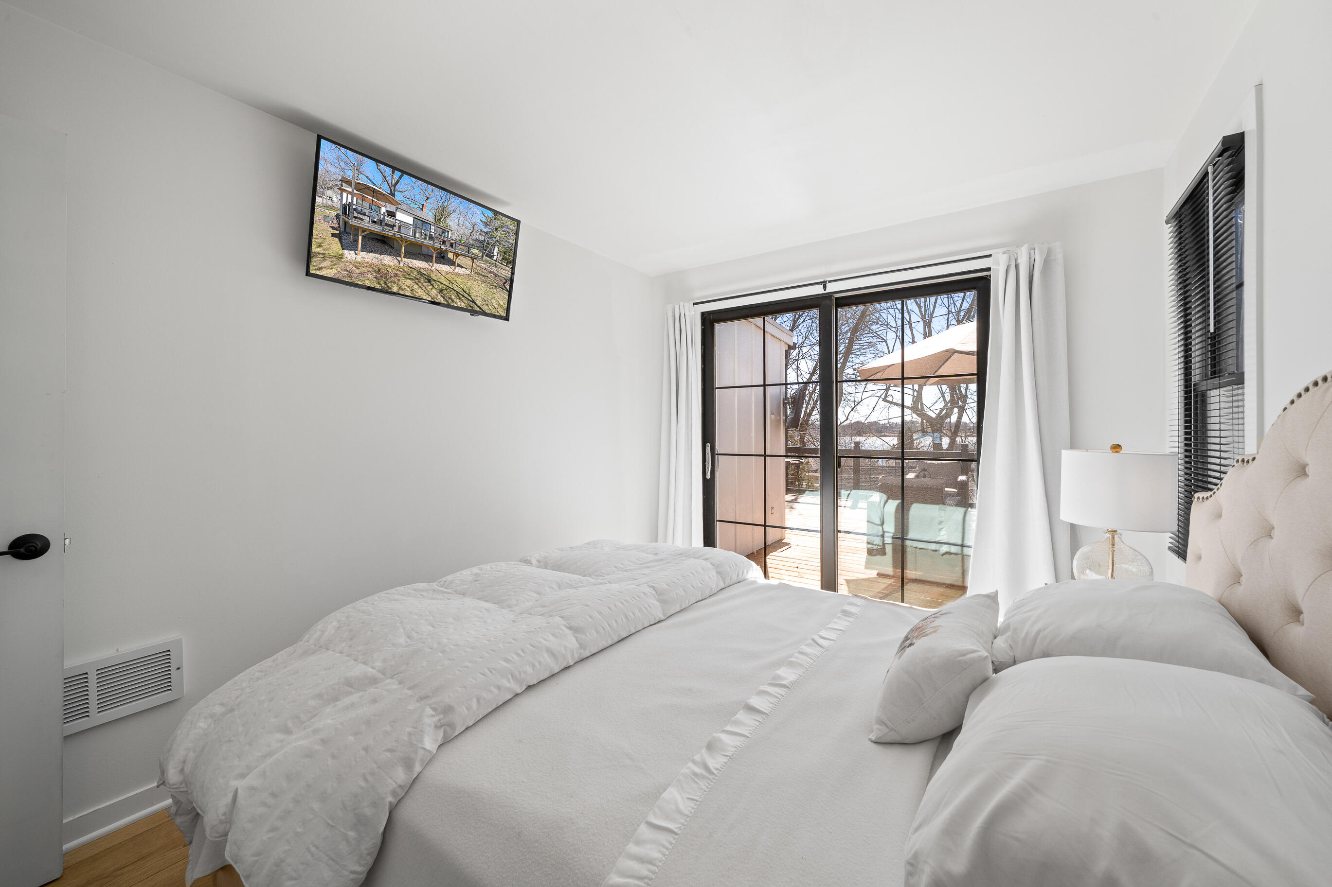 2804 Willow Point Dr