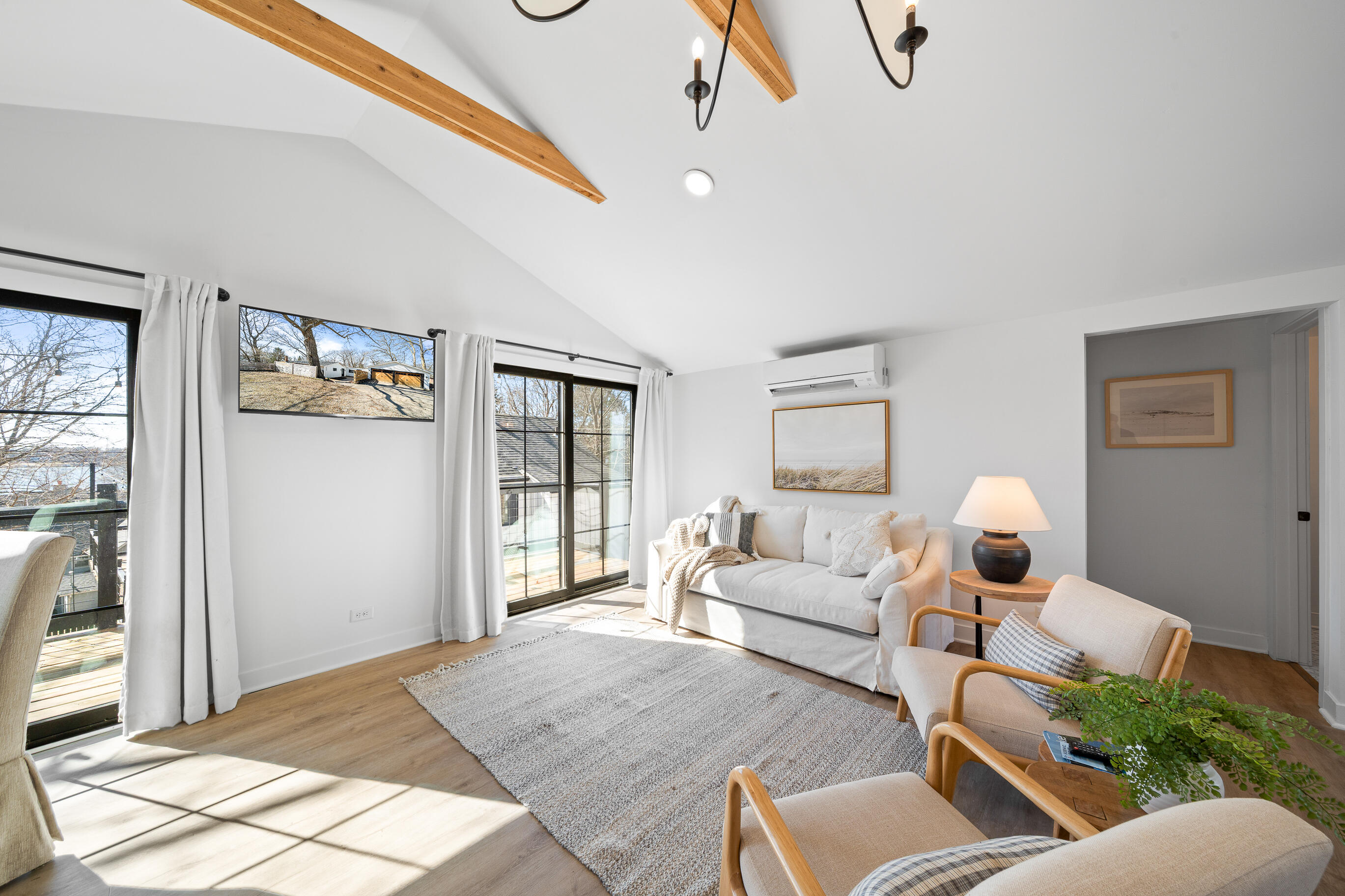 2804 Willow Point Dr