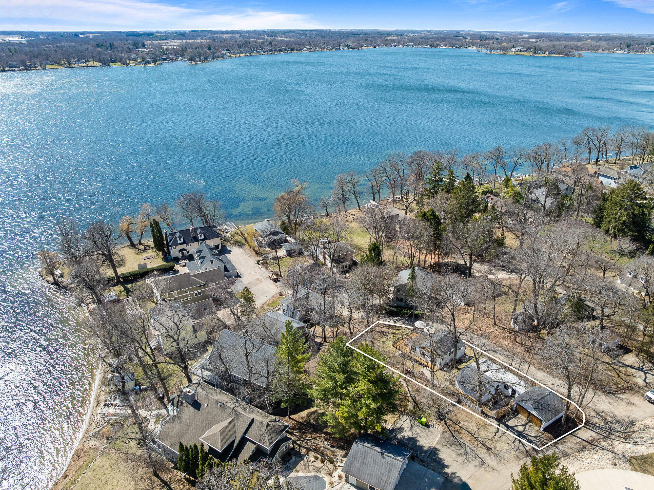 2804 Willow Point Dr