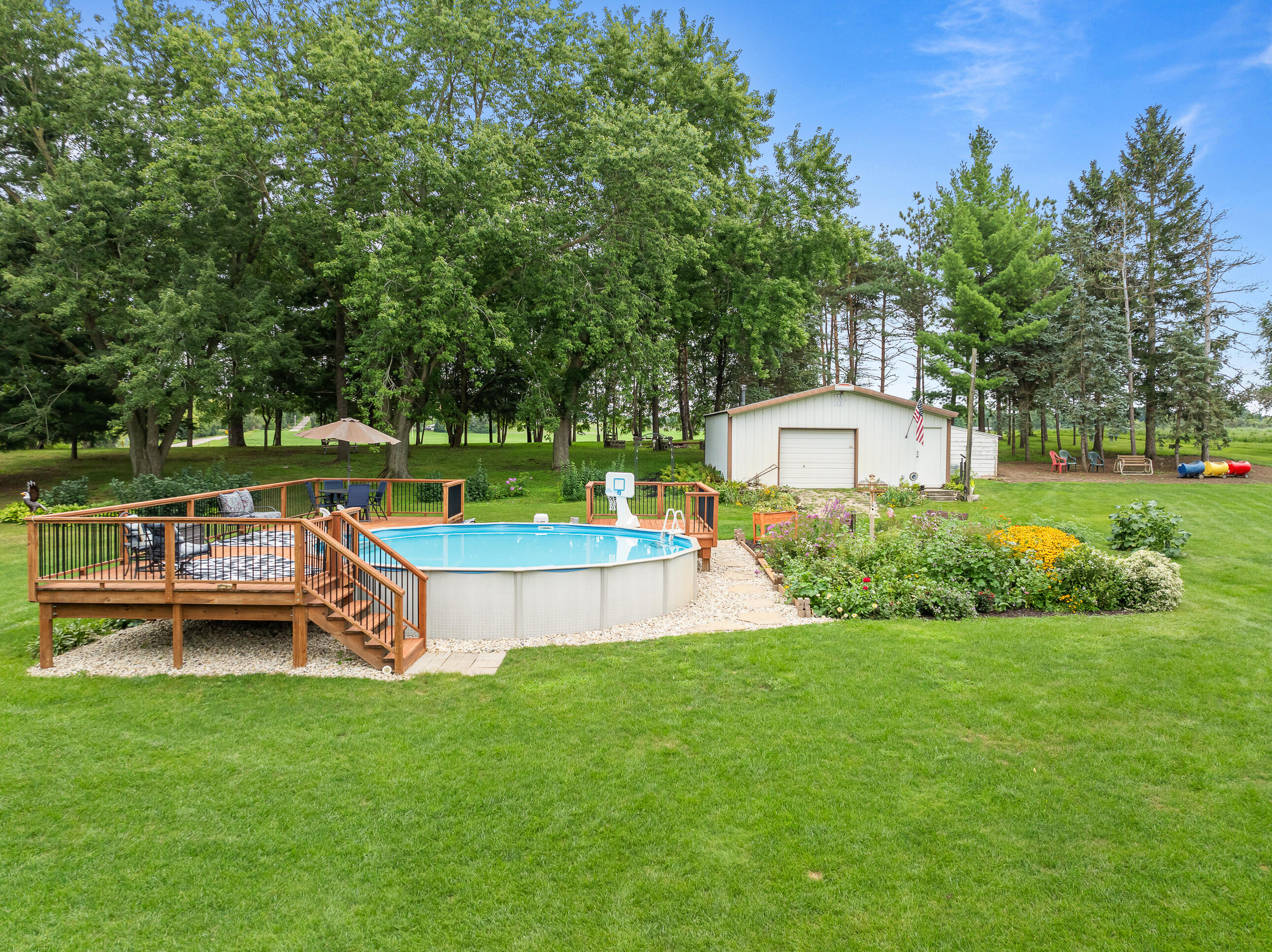 2211 Sheridan Springs Rd