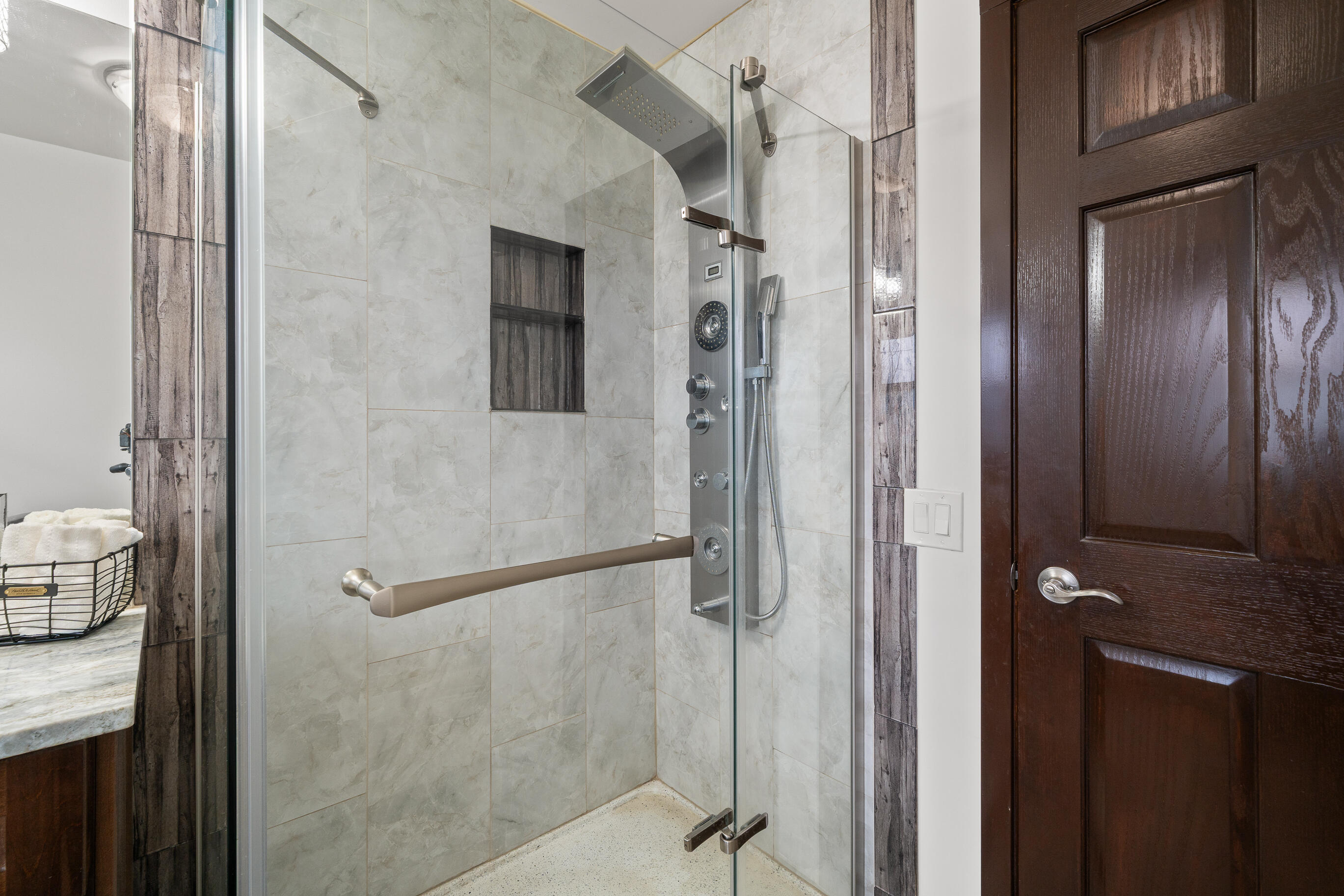 2211 Sheridan Springs Rd