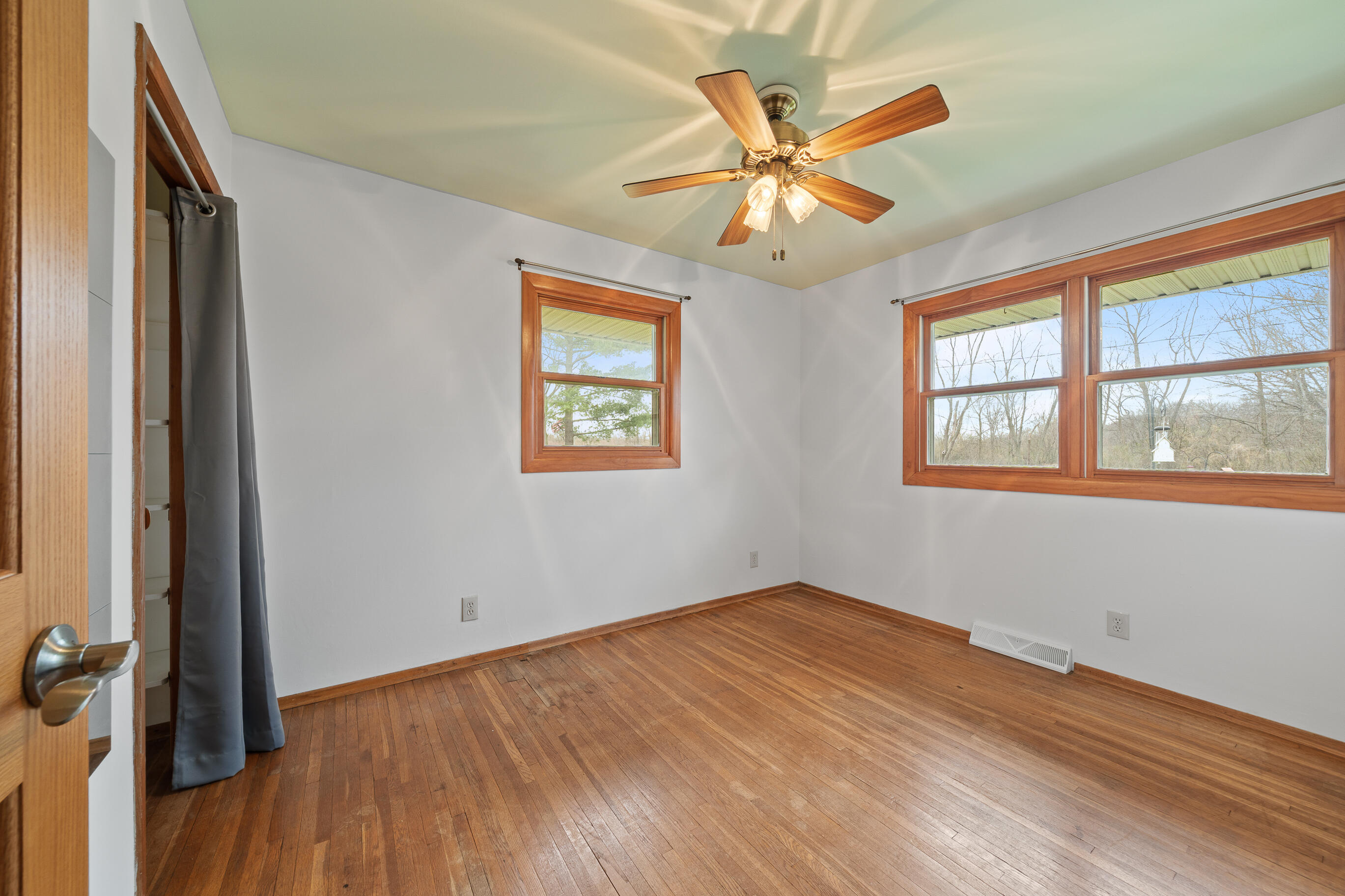 2211 Sheridan Springs Rd