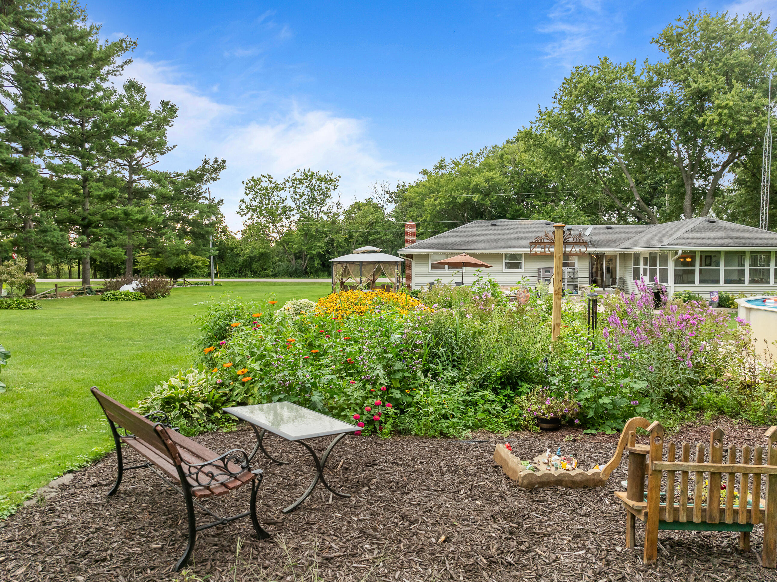 2211 Sheridan Springs Rd