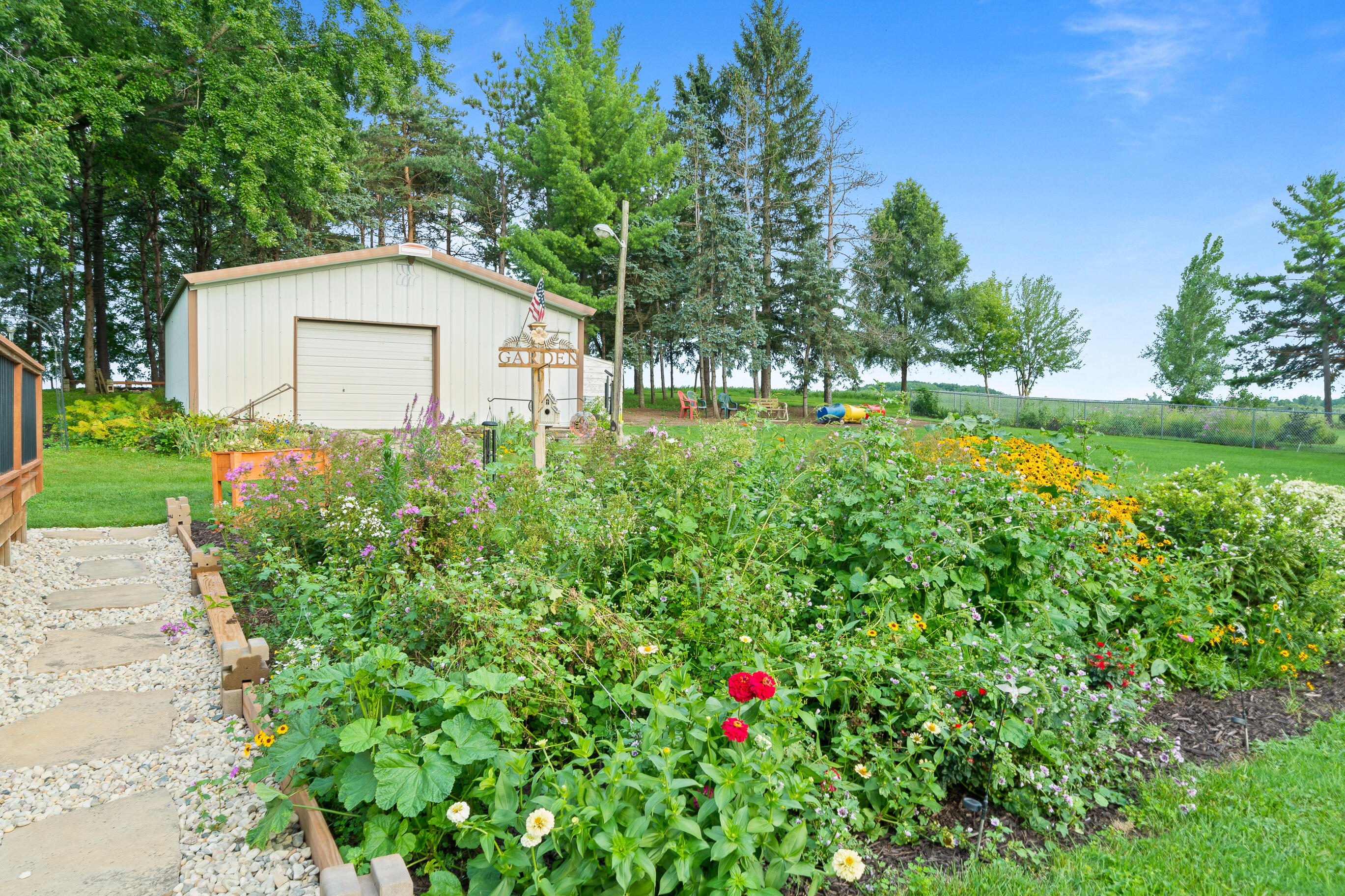 2211 Sheridan Springs Rd