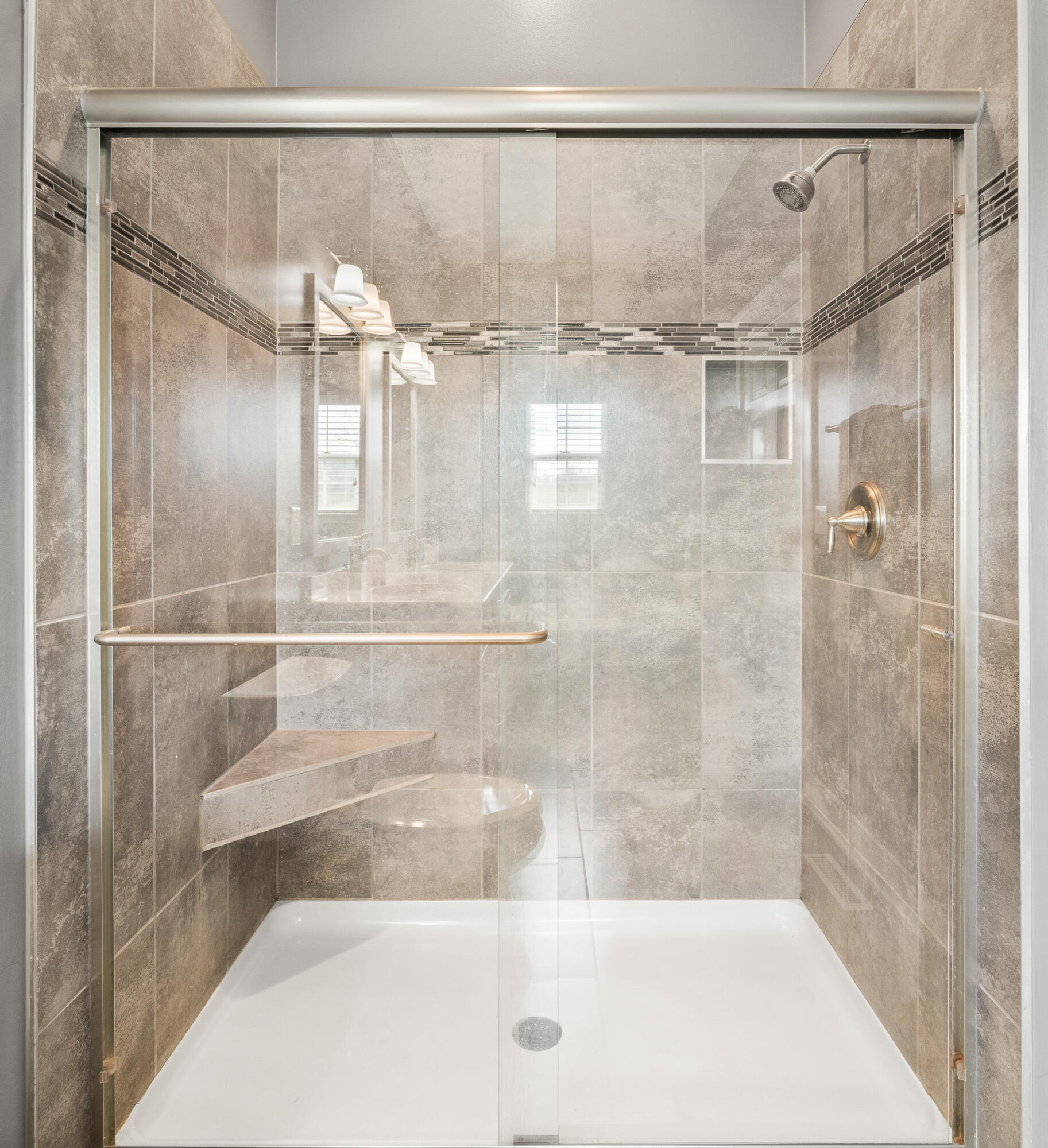 1760 Avenue of Champions -