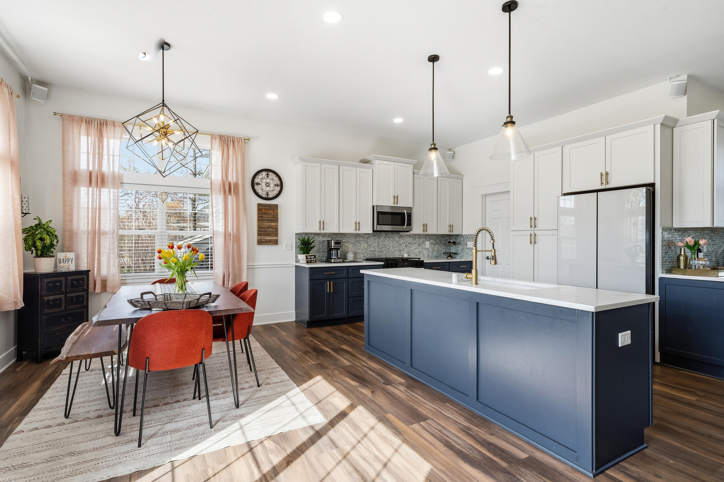 1760 Avenue of Champions -