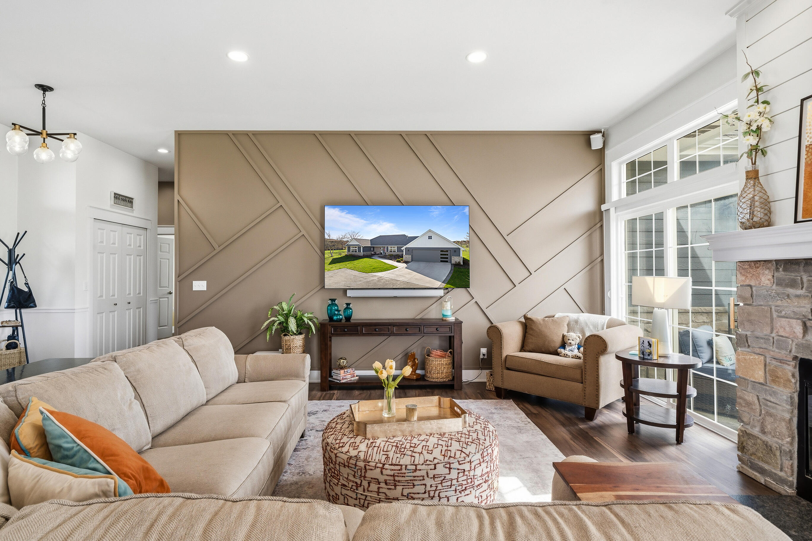 1760 Avenue of Champions -