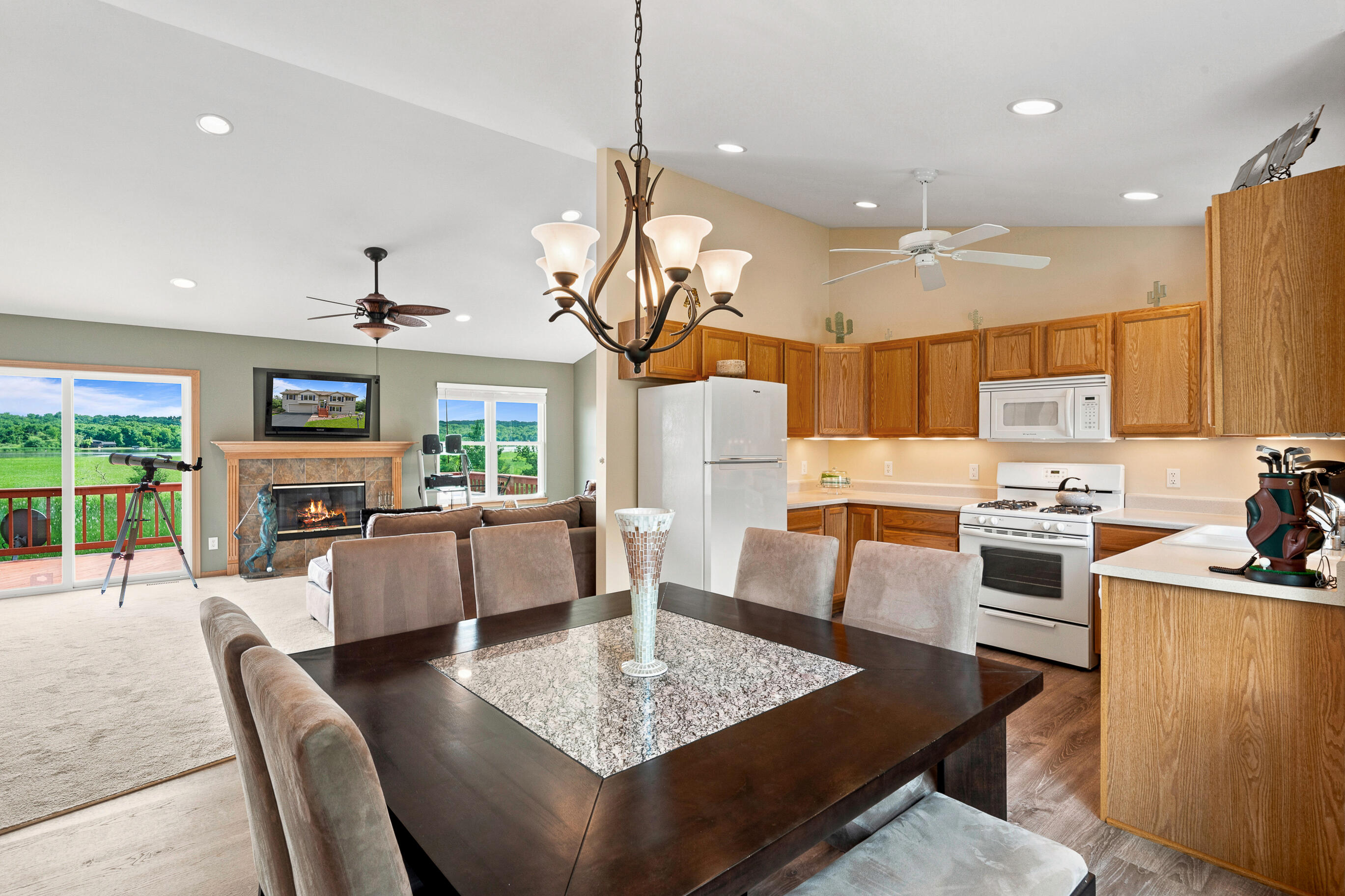 W3647 Lakeview Dr