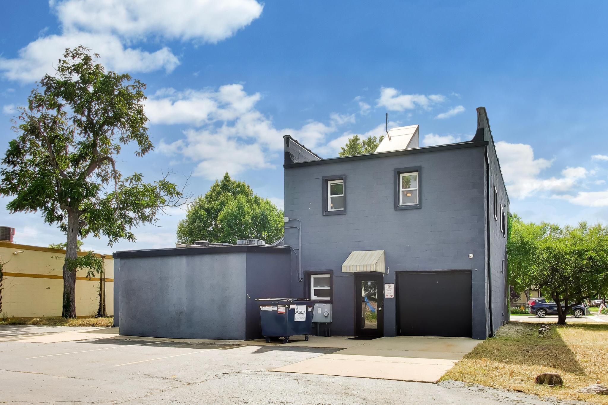 431 Broad St