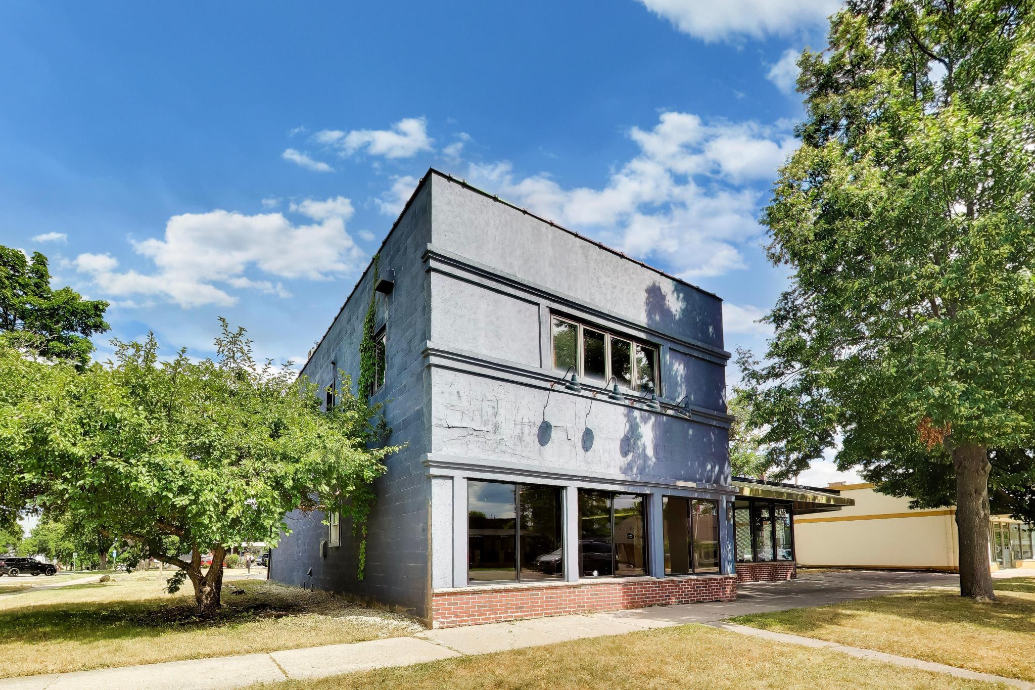 431 Broad St