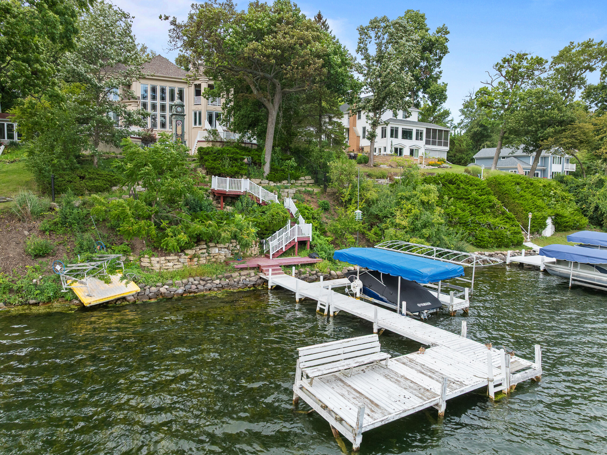 2718 Willow Point Dr