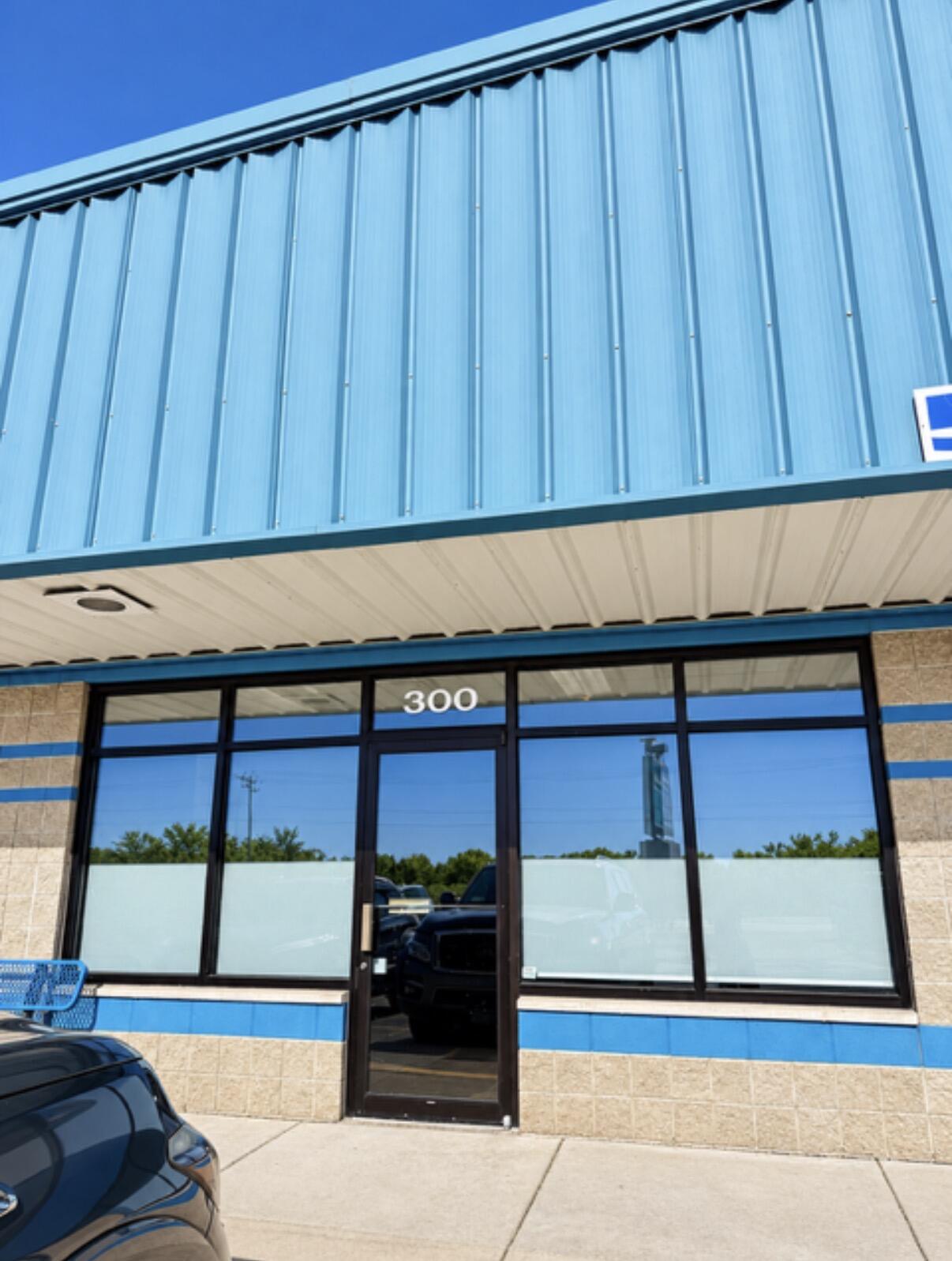 5610 Hwy 50 -, 300
