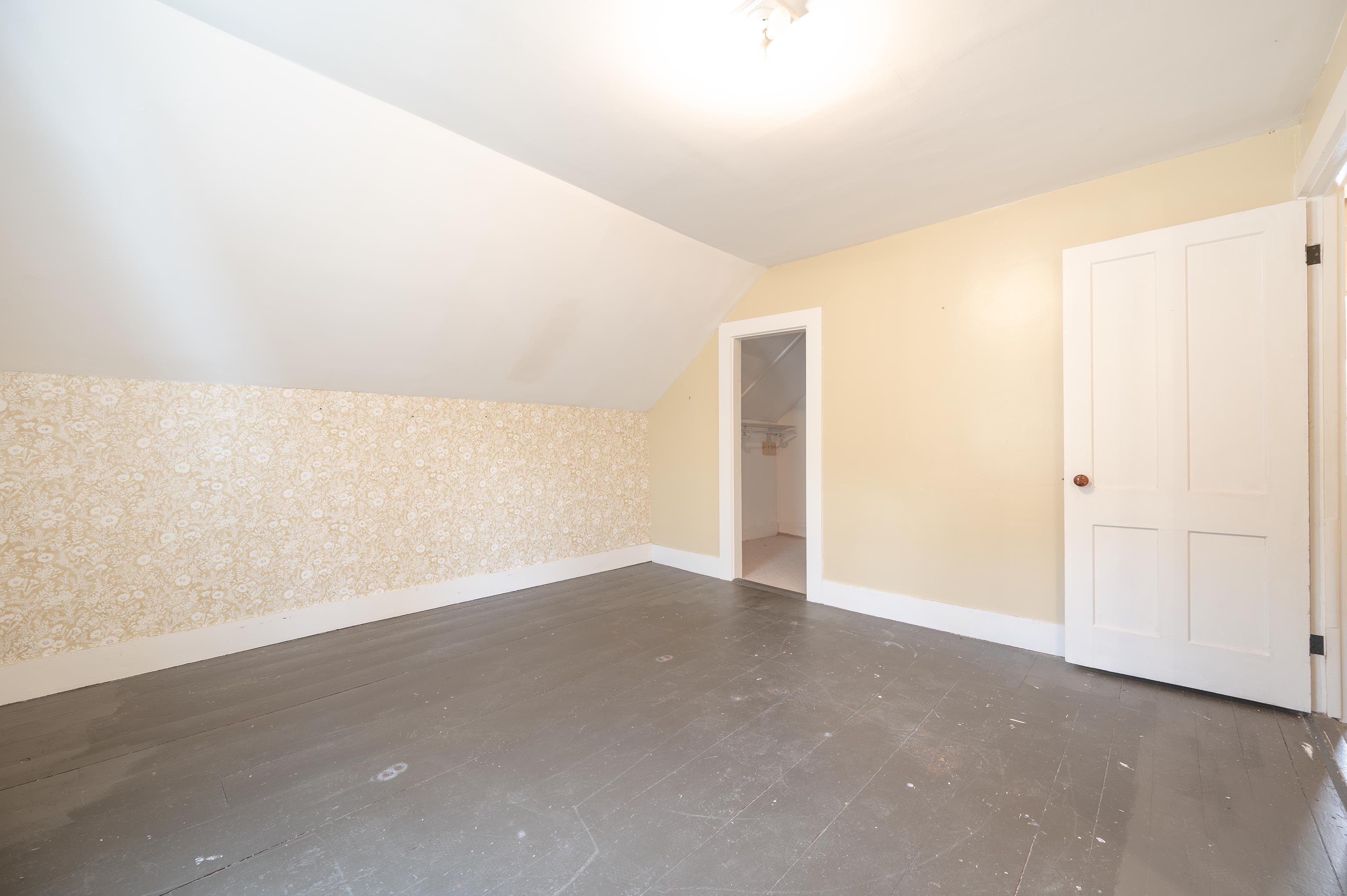 297 Mad Tom Road