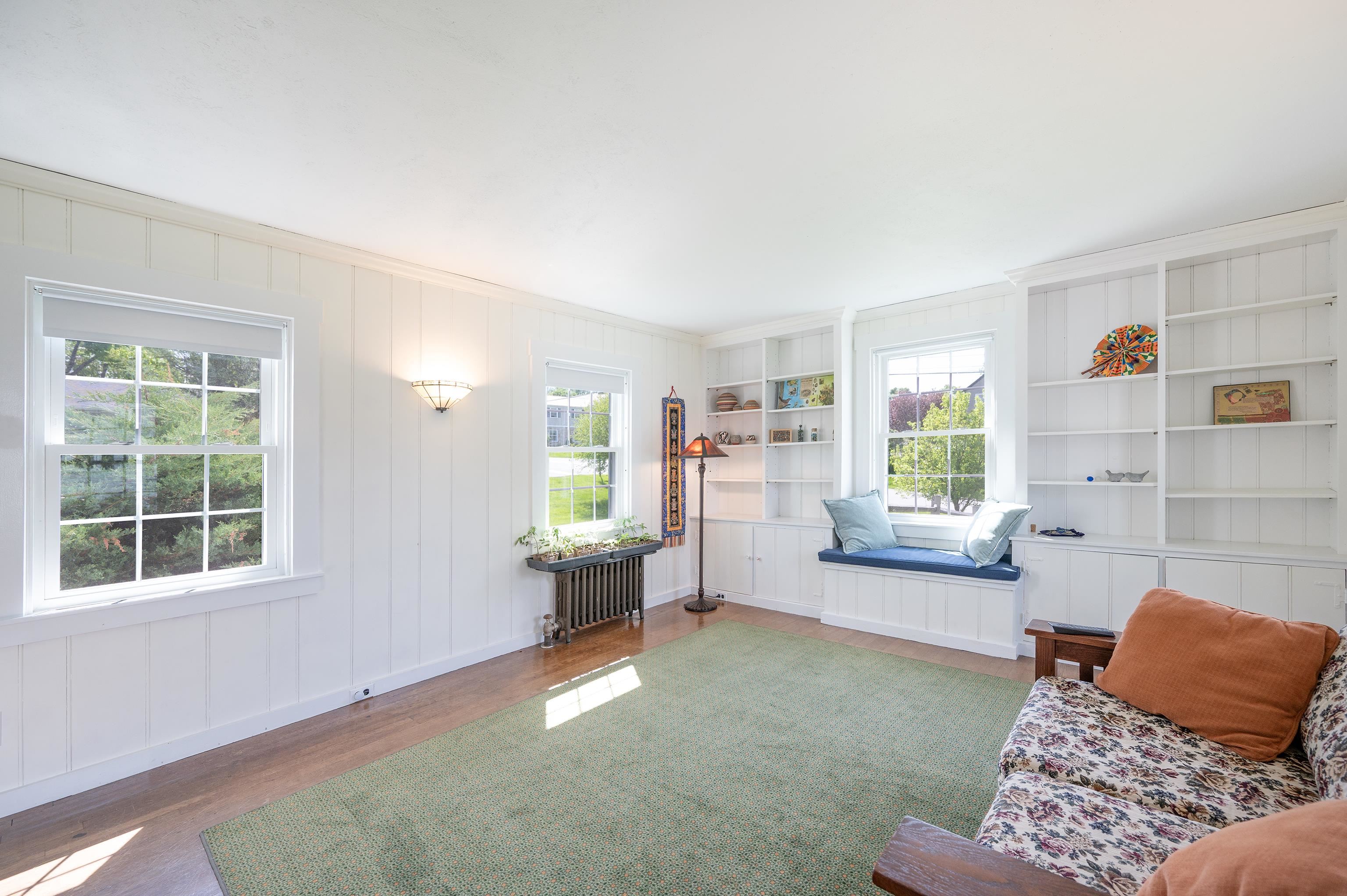 135 Bellevue Avenue