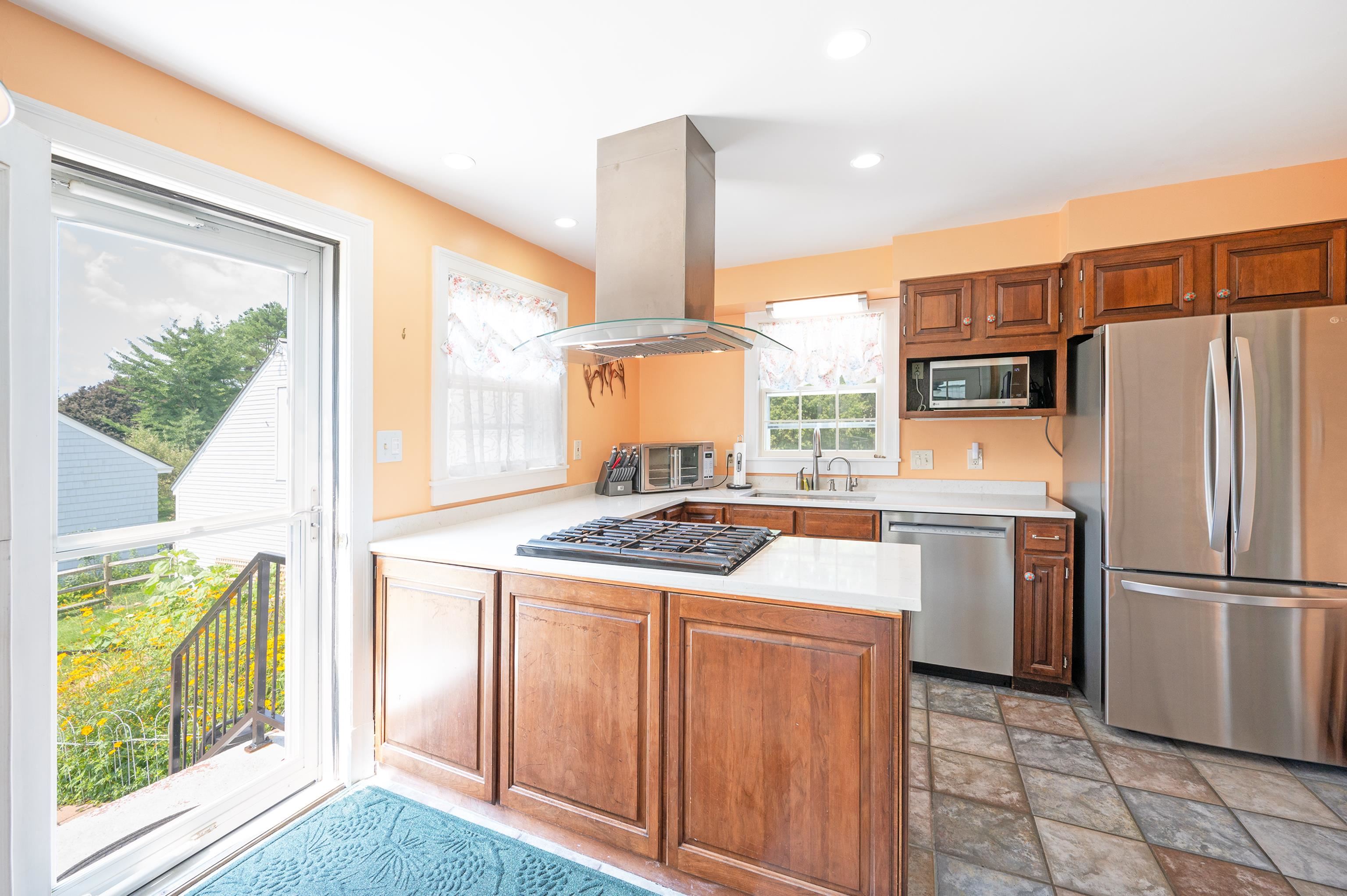 135 Bellevue Avenue