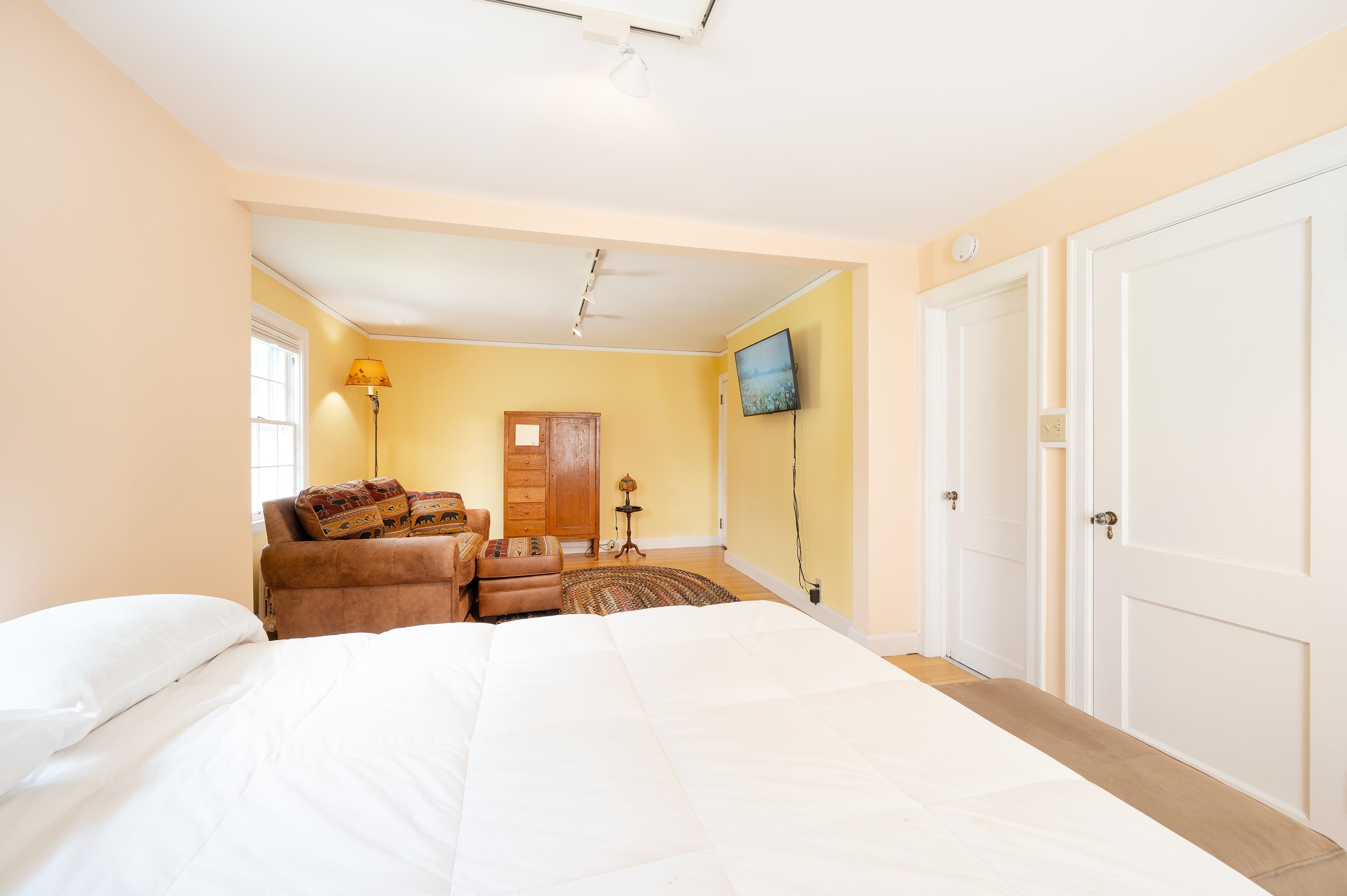 135 Bellevue Avenue