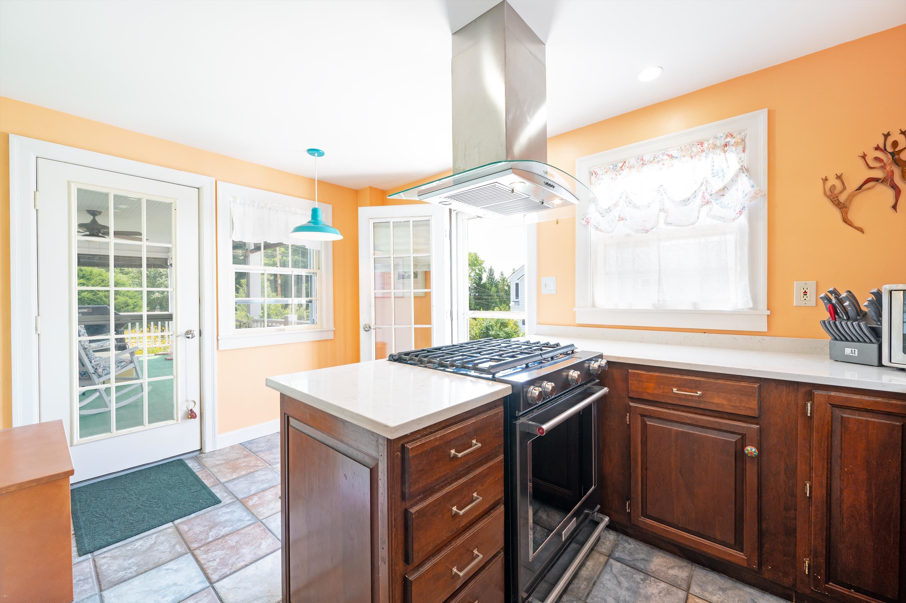 135 Bellevue Avenue