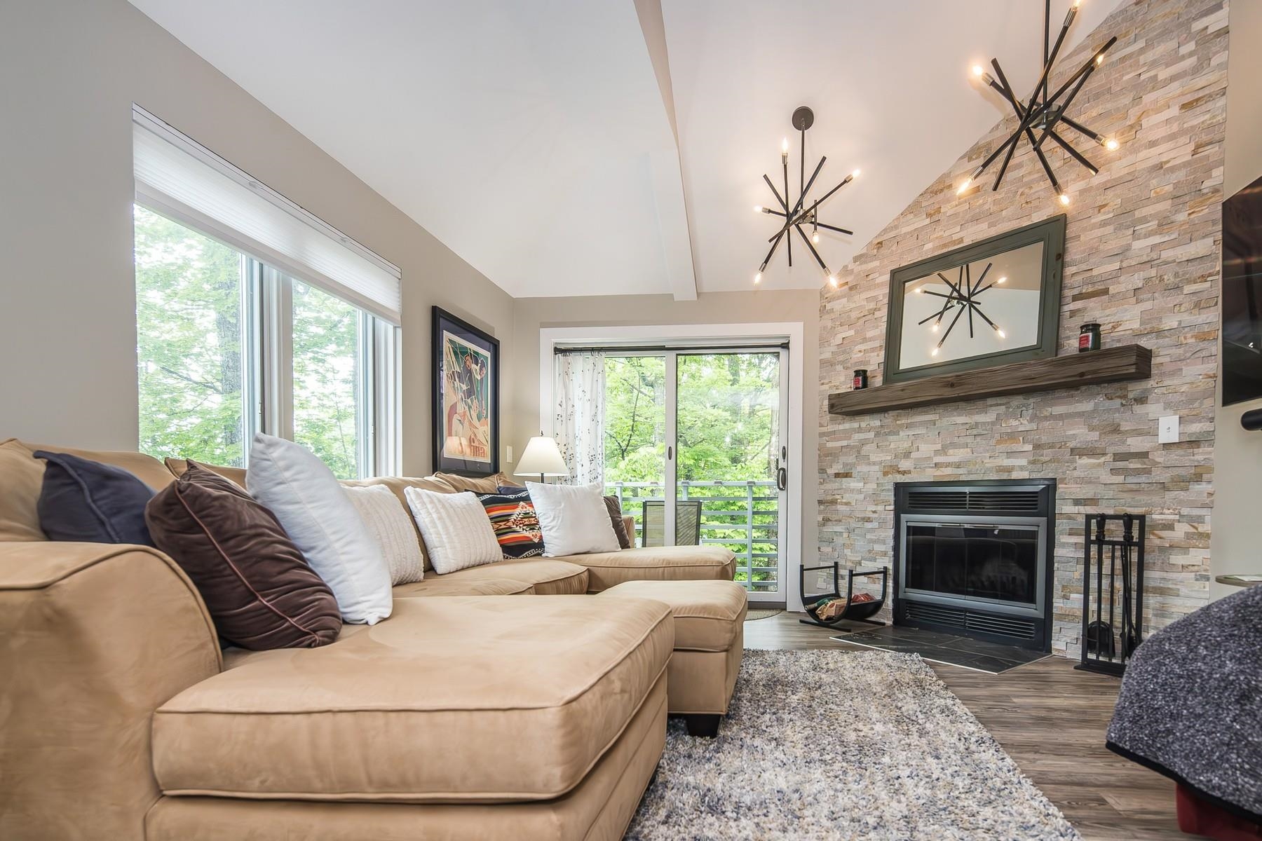 267 Village Circle Unit: V-15