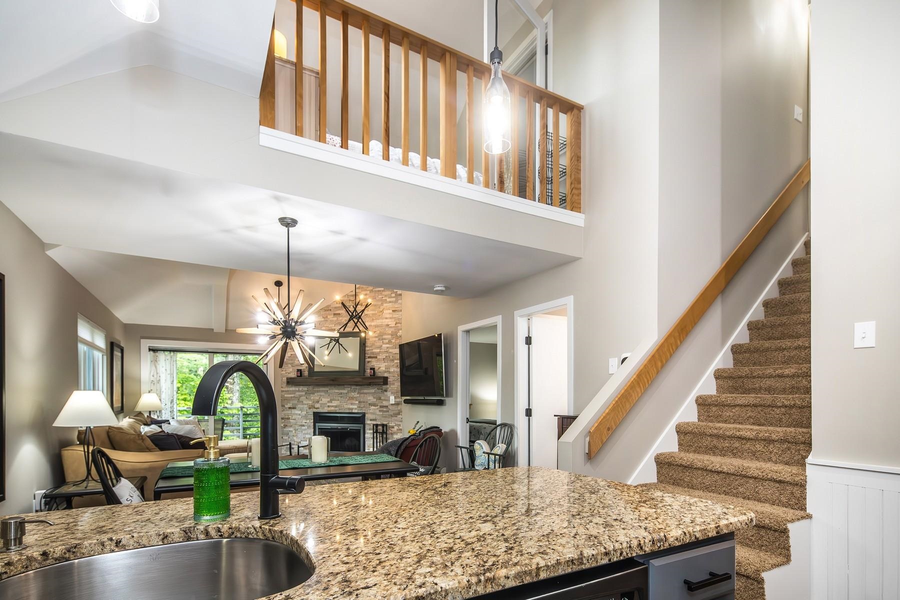 267 Village Circle Unit: V-15