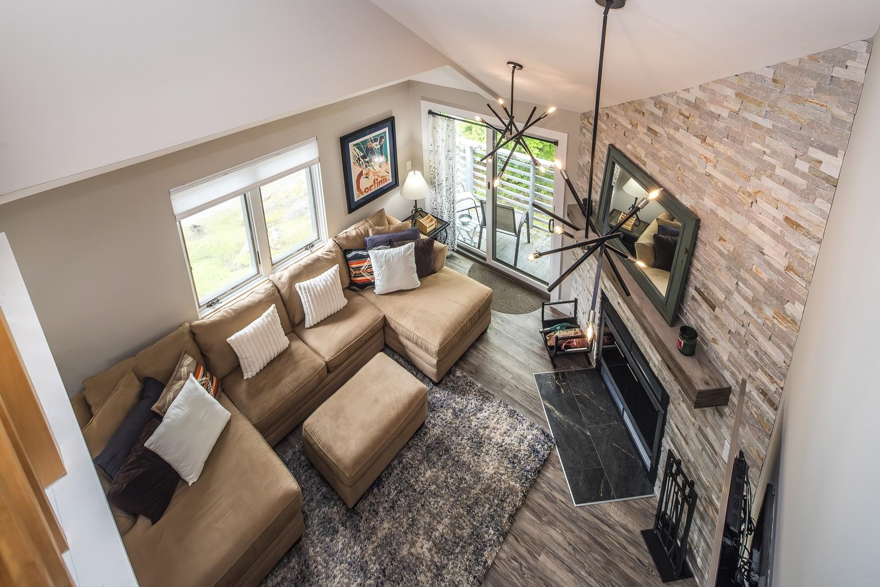 267 Village Circle Unit: V-15