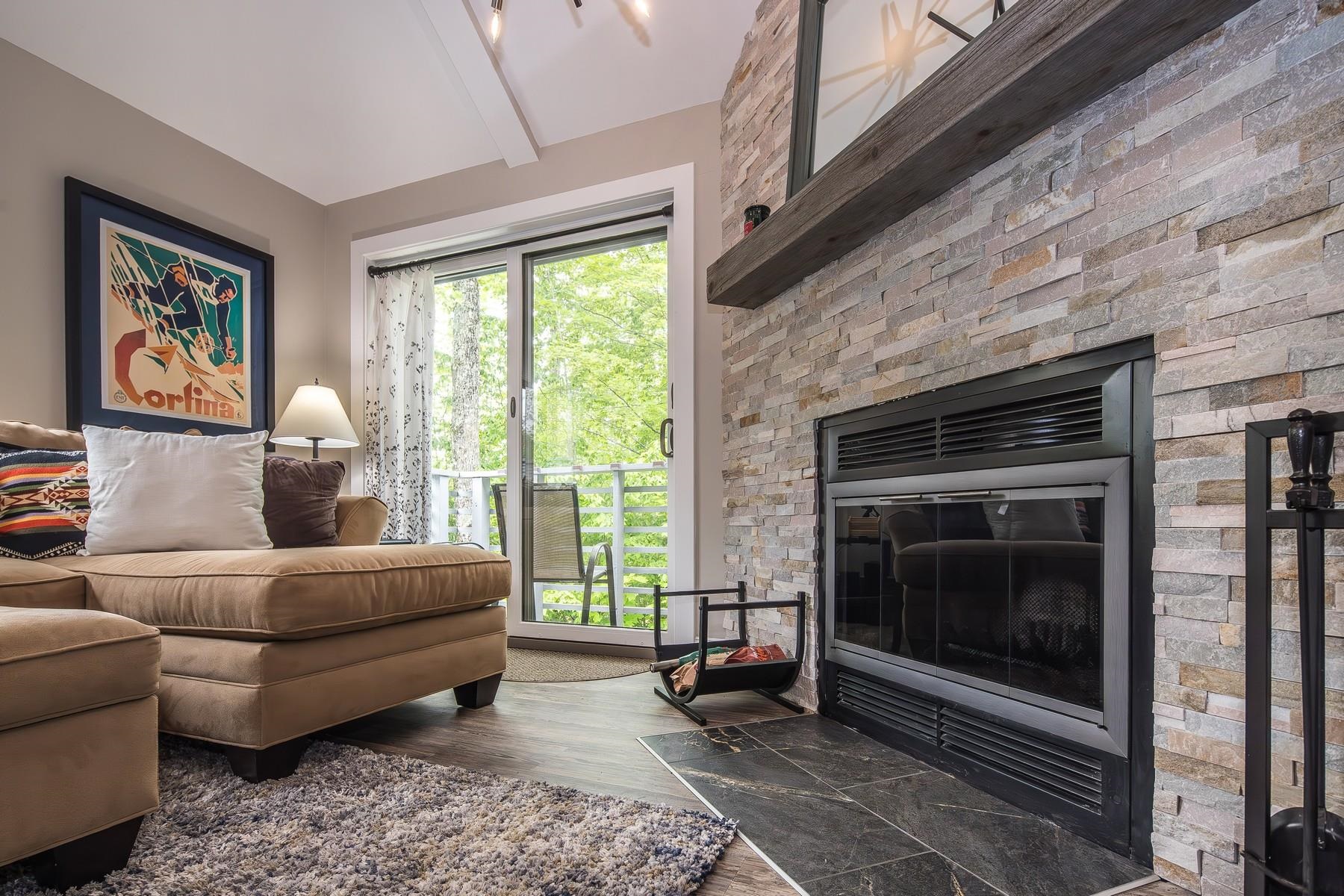 267 Village Circle Unit: V-15