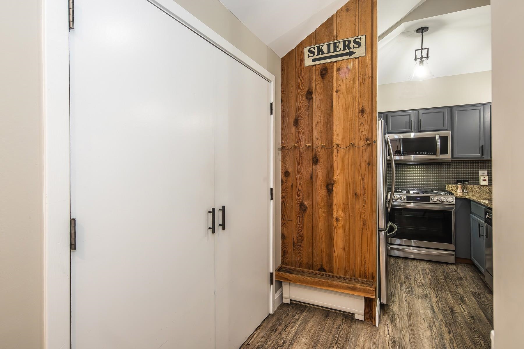 267 Village Circle Unit: V-15