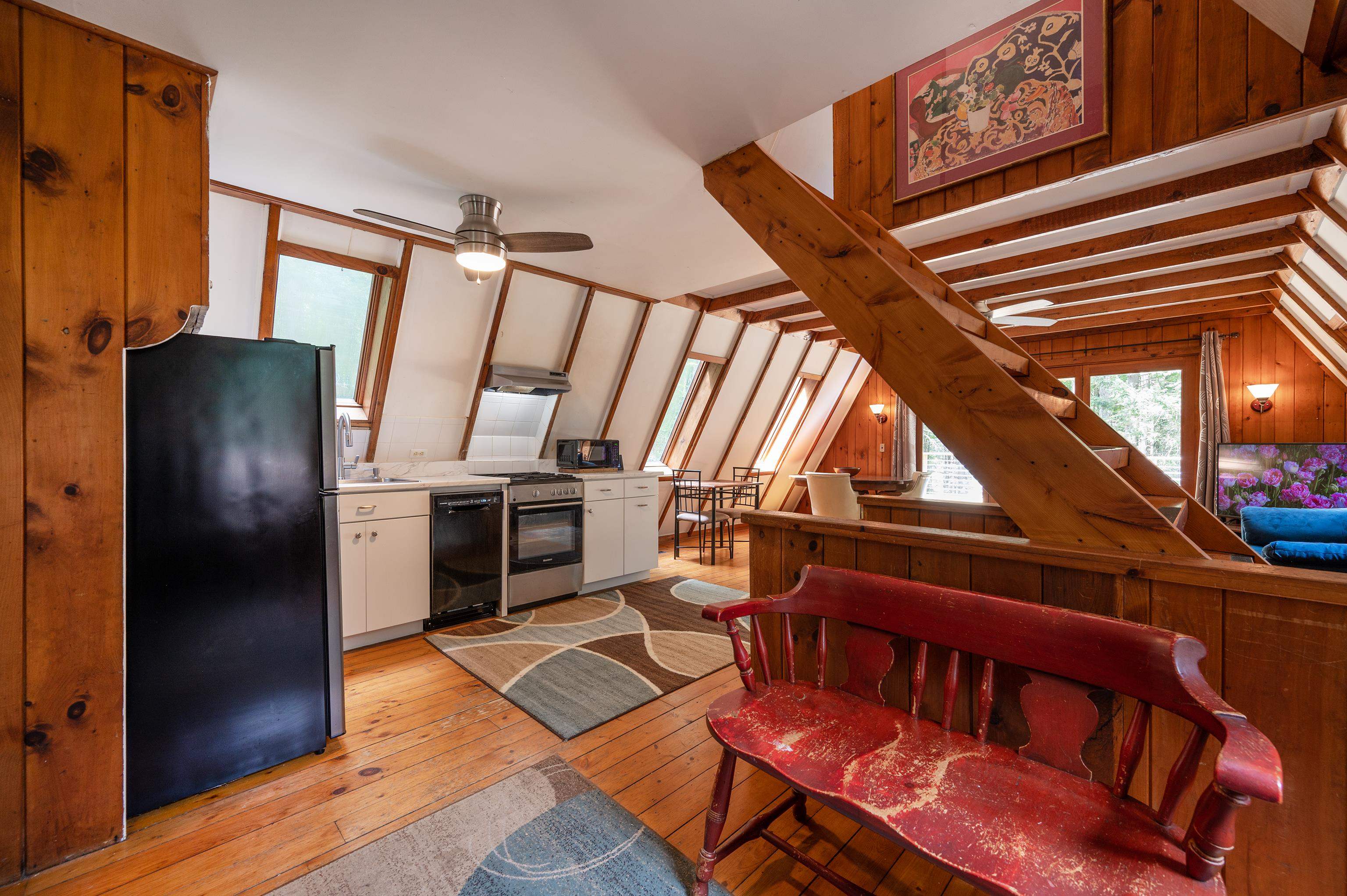 18 Hemlock Hill Road