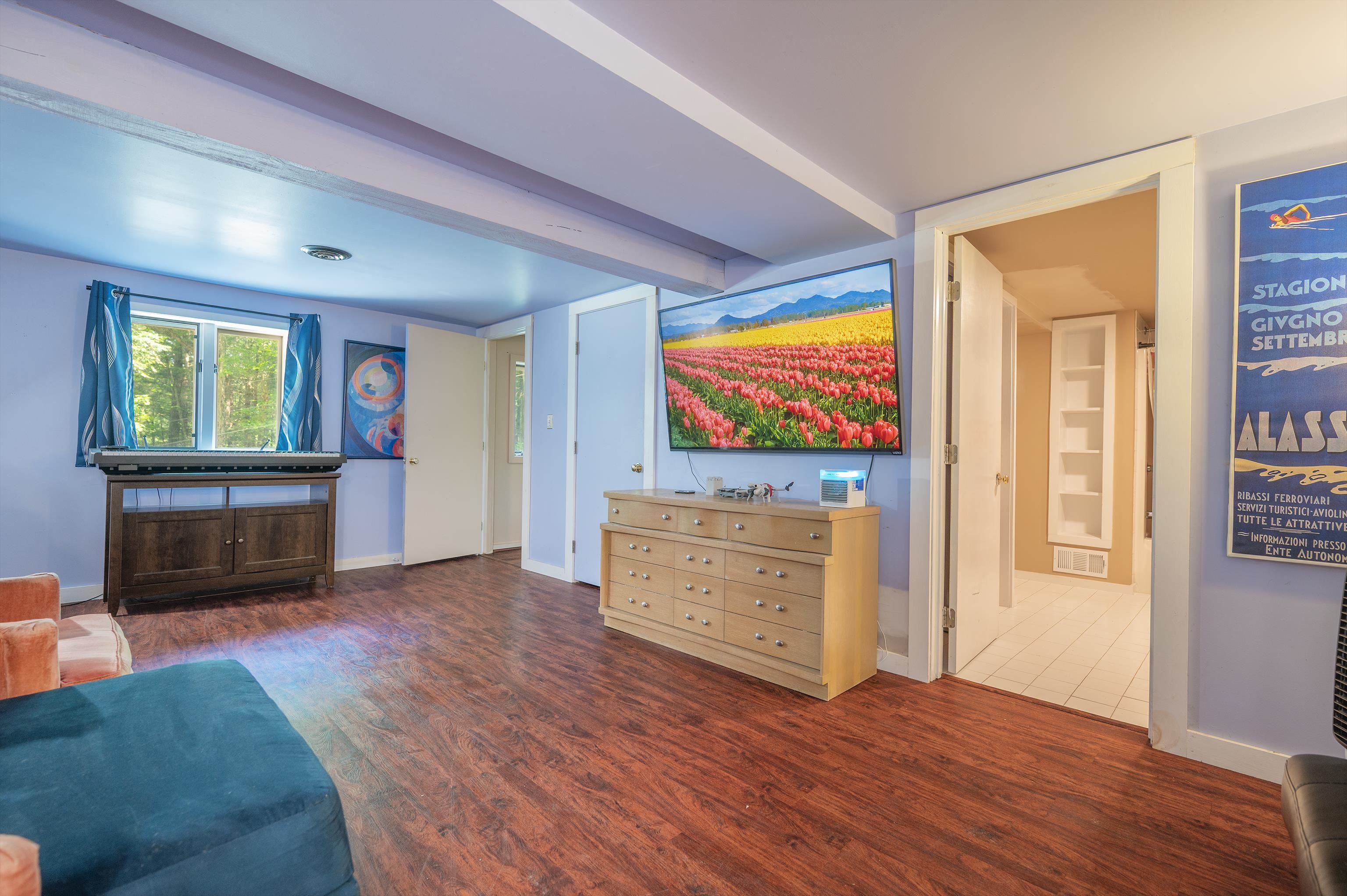 18 Hemlock Hill Road