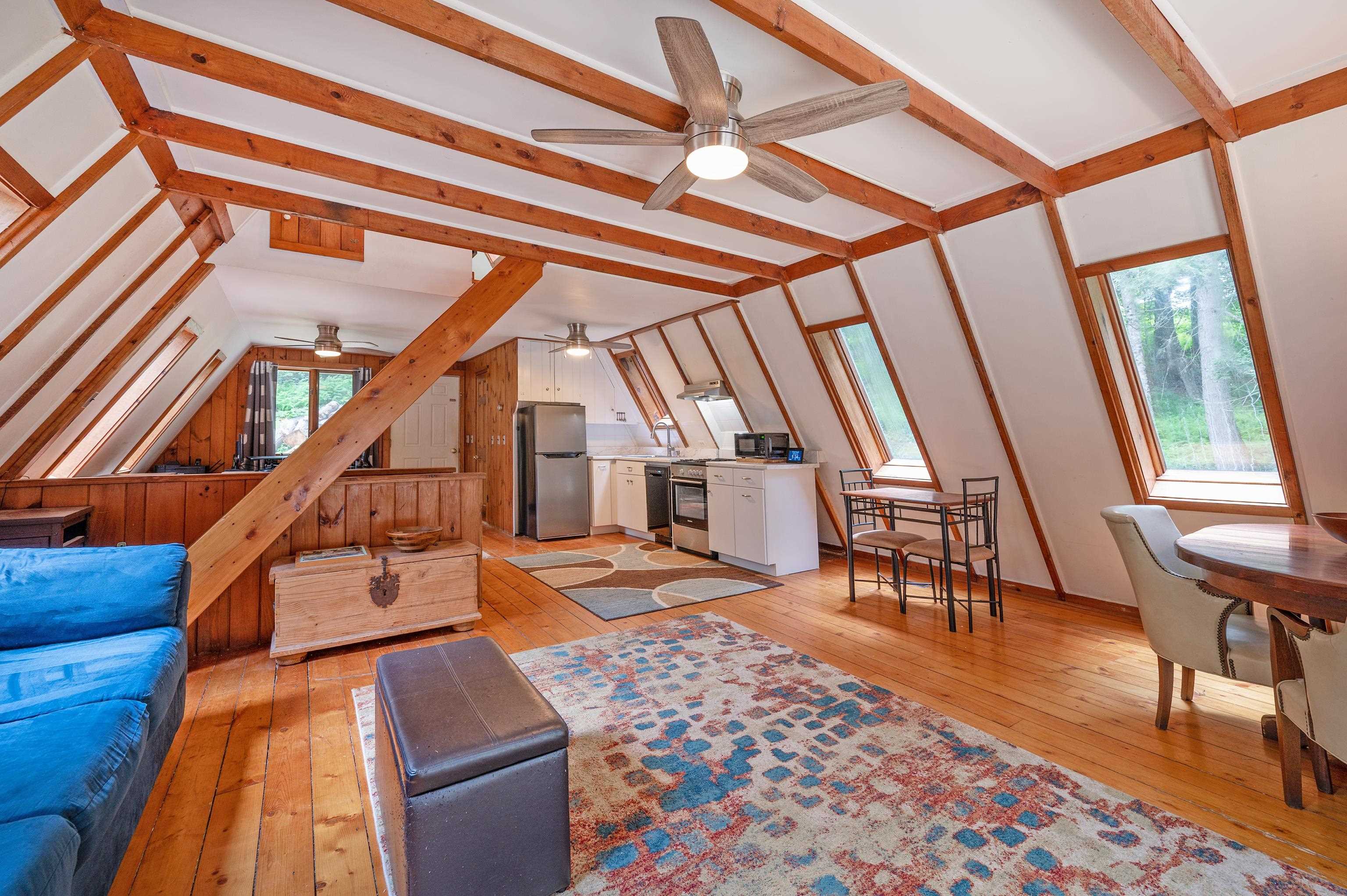 18 Hemlock Hill Road