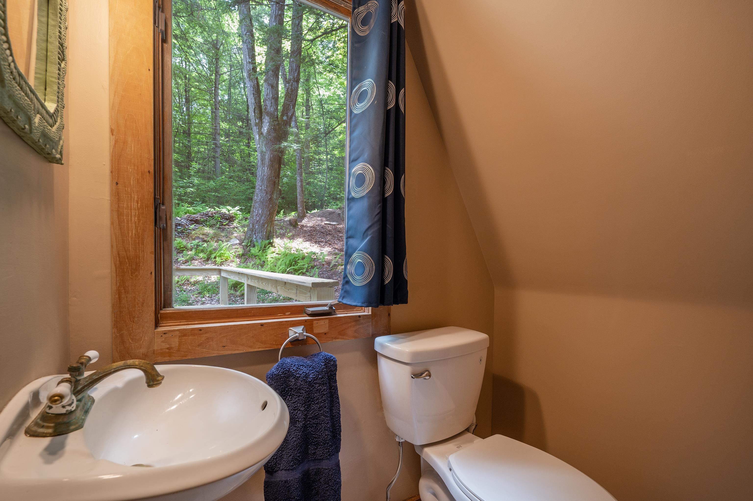 18 Hemlock Hill Road