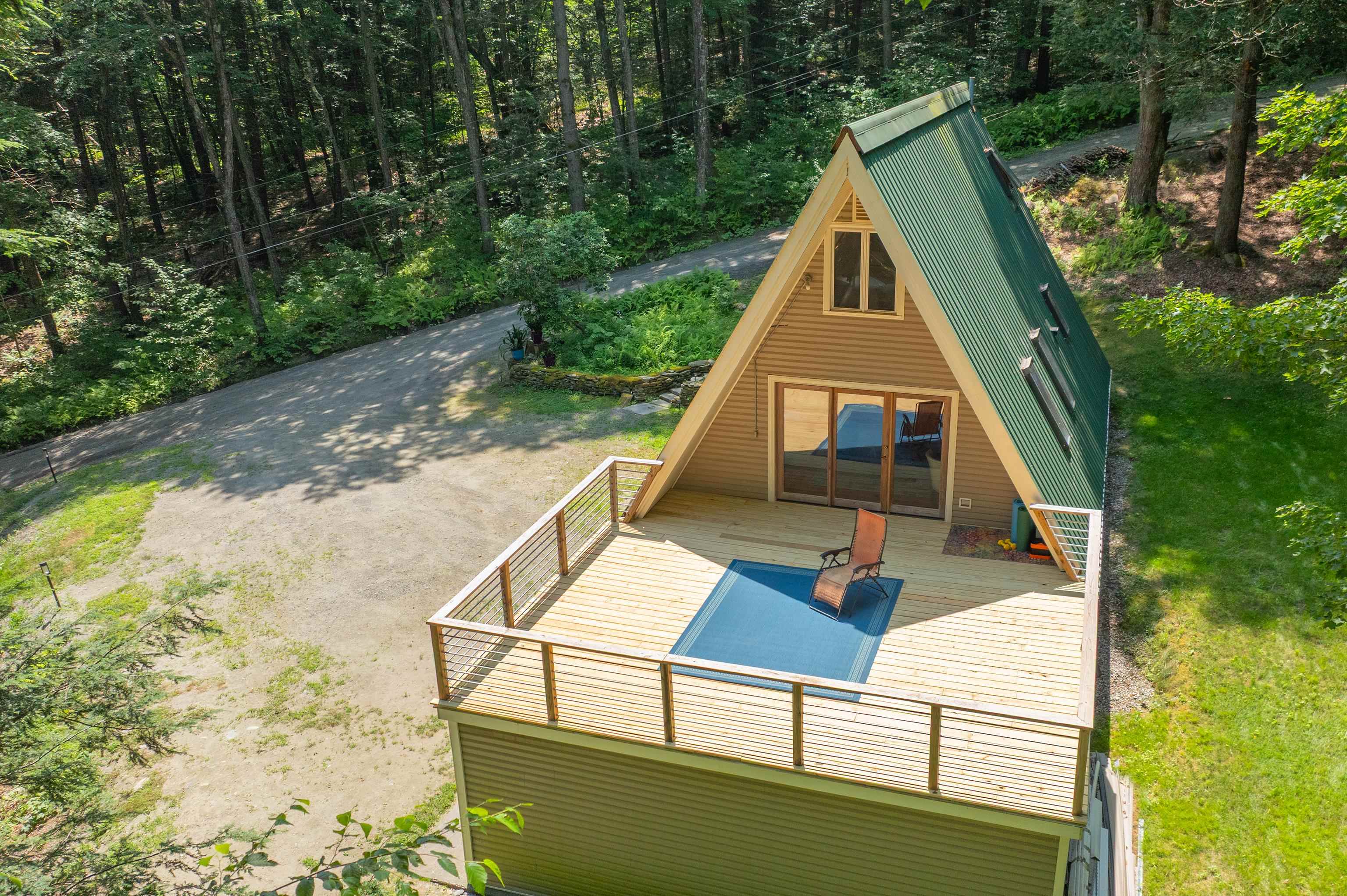 18 Hemlock Hill Road