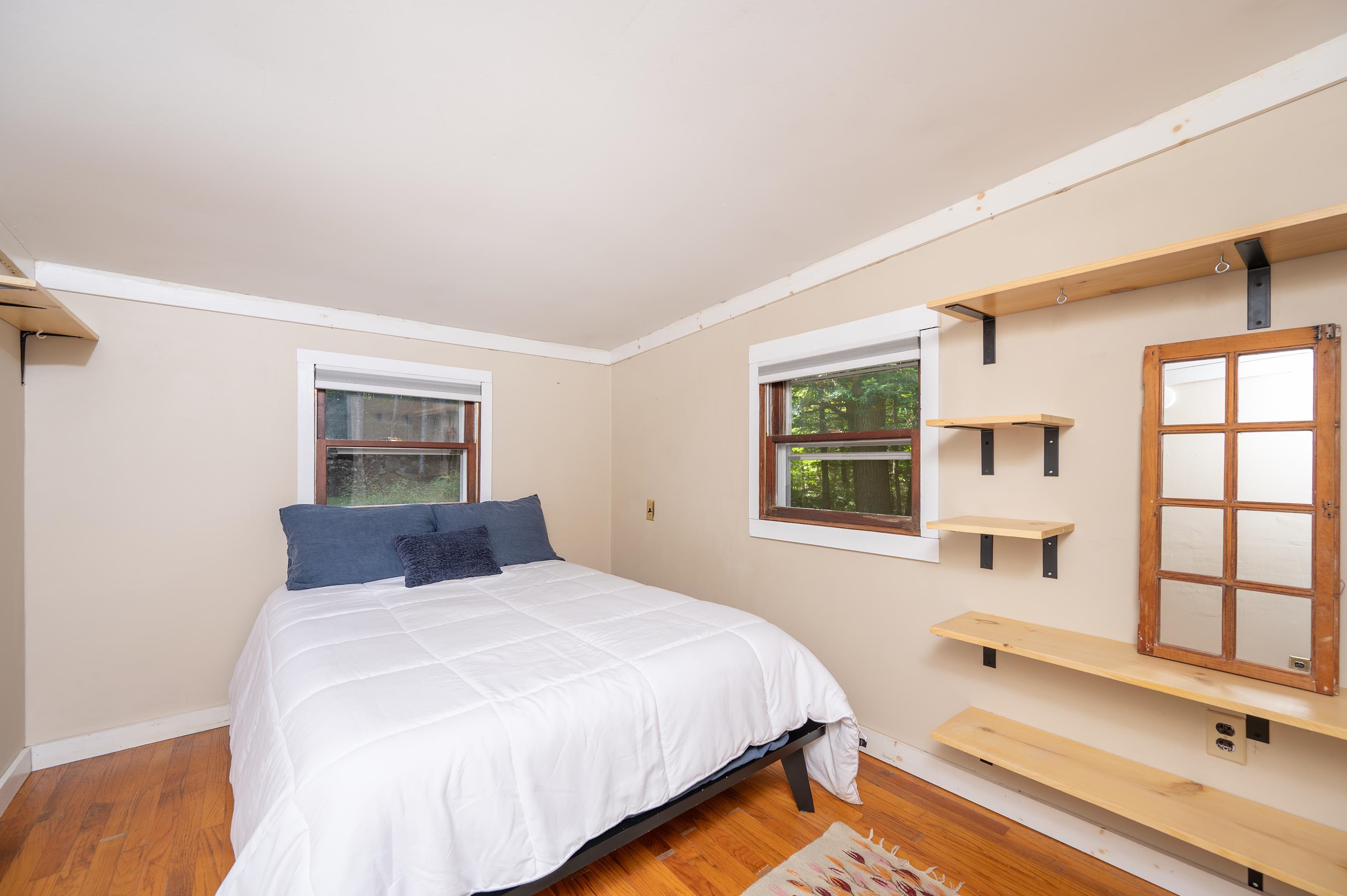 106 Hall Road