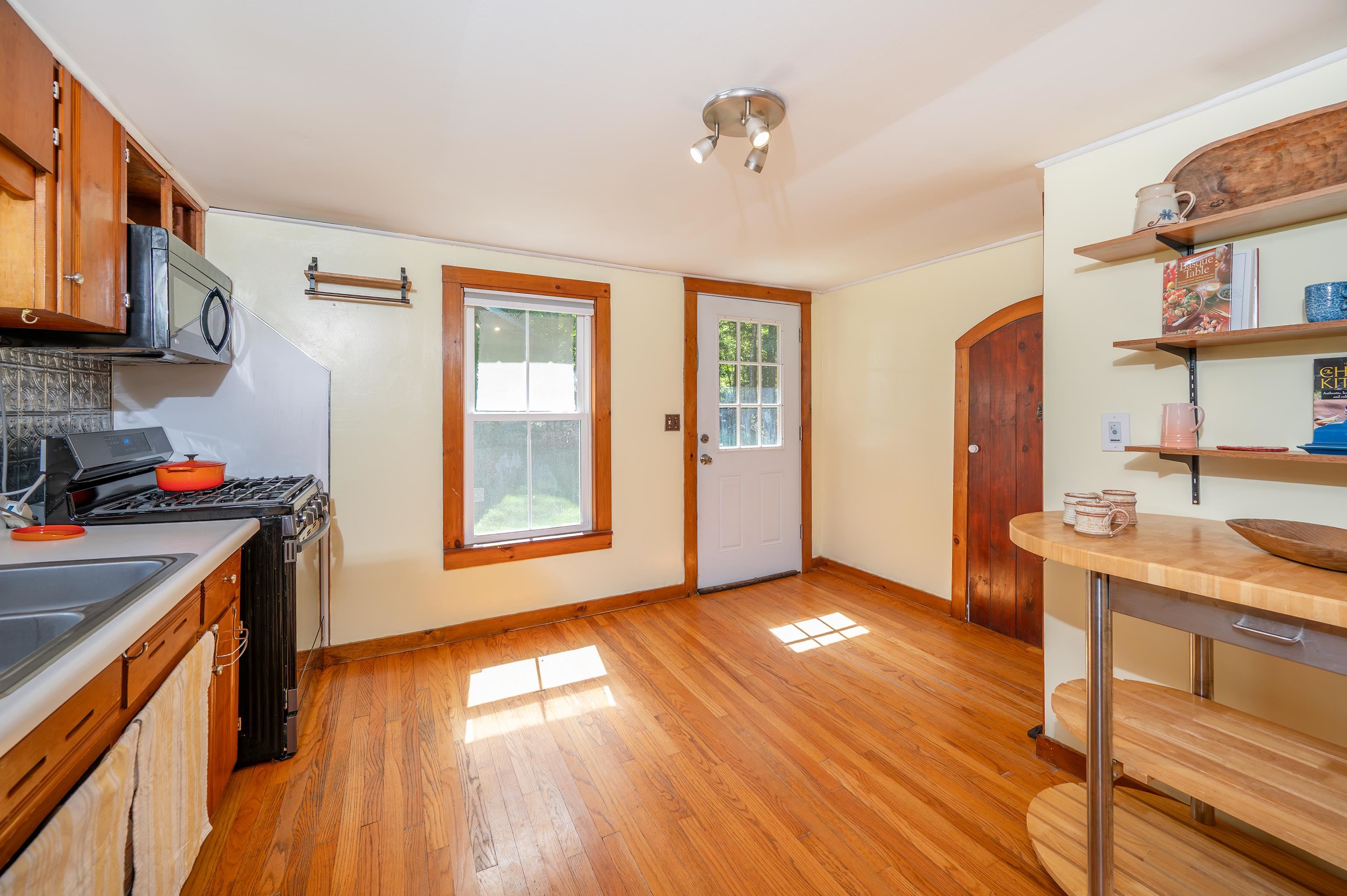 106 Hall Road