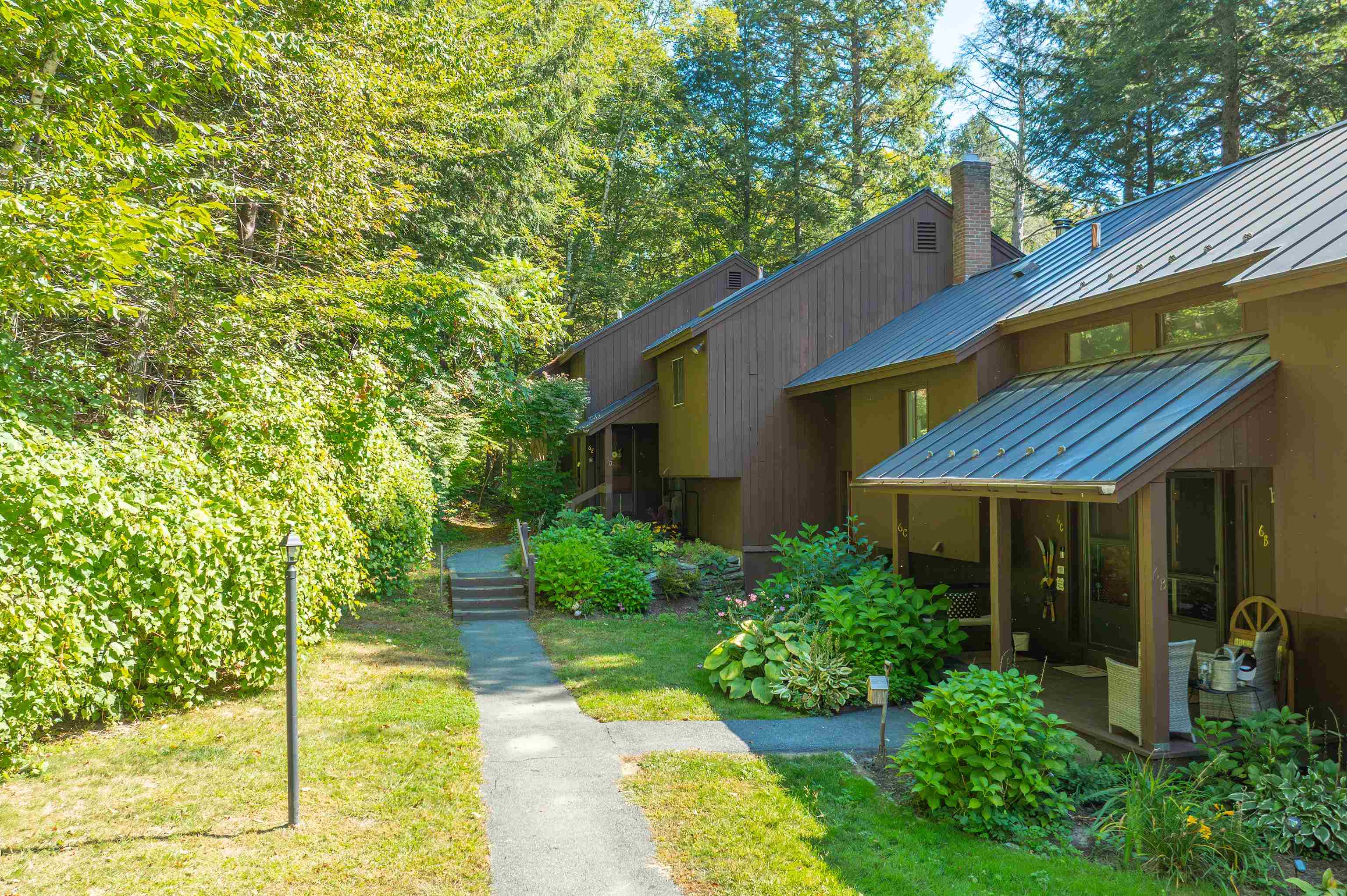 253 Old Quechee Road Unit: 6D