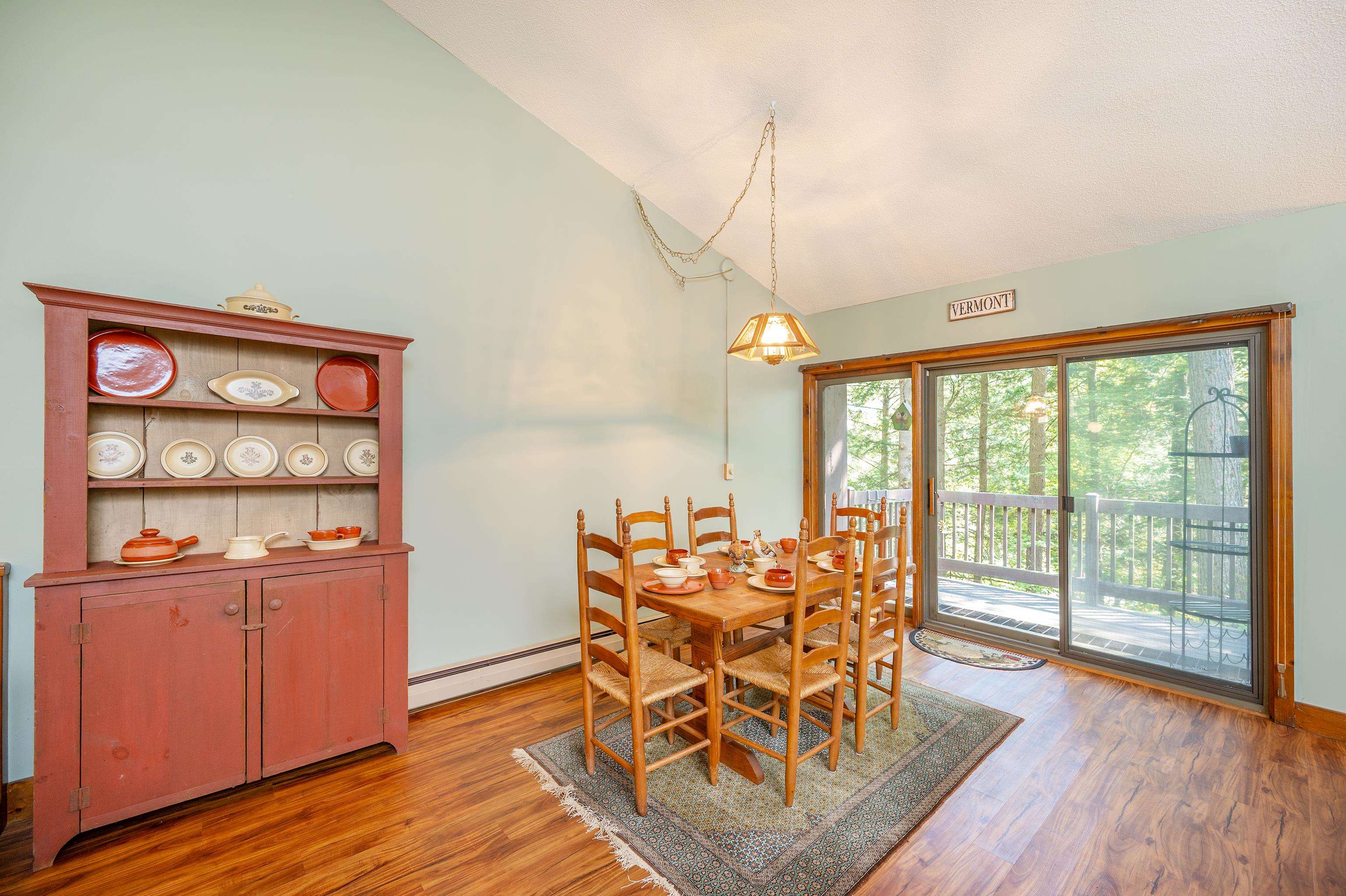 253 Old Quechee Road Unit: 6D